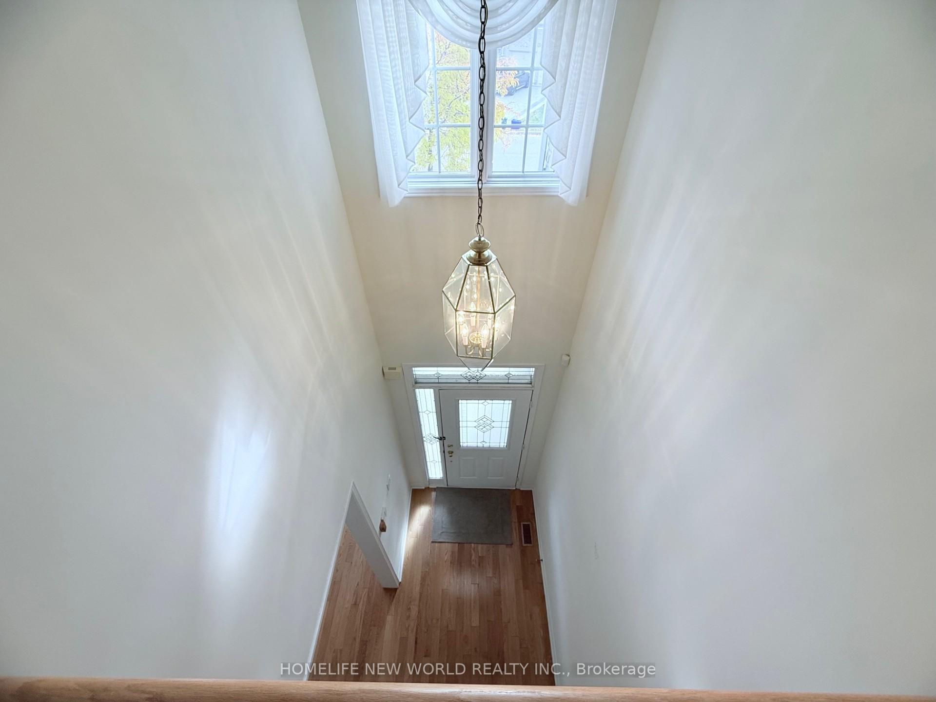 Photo 25 of 77 Burndenford Crescent, Markham, Markville — HOMEH