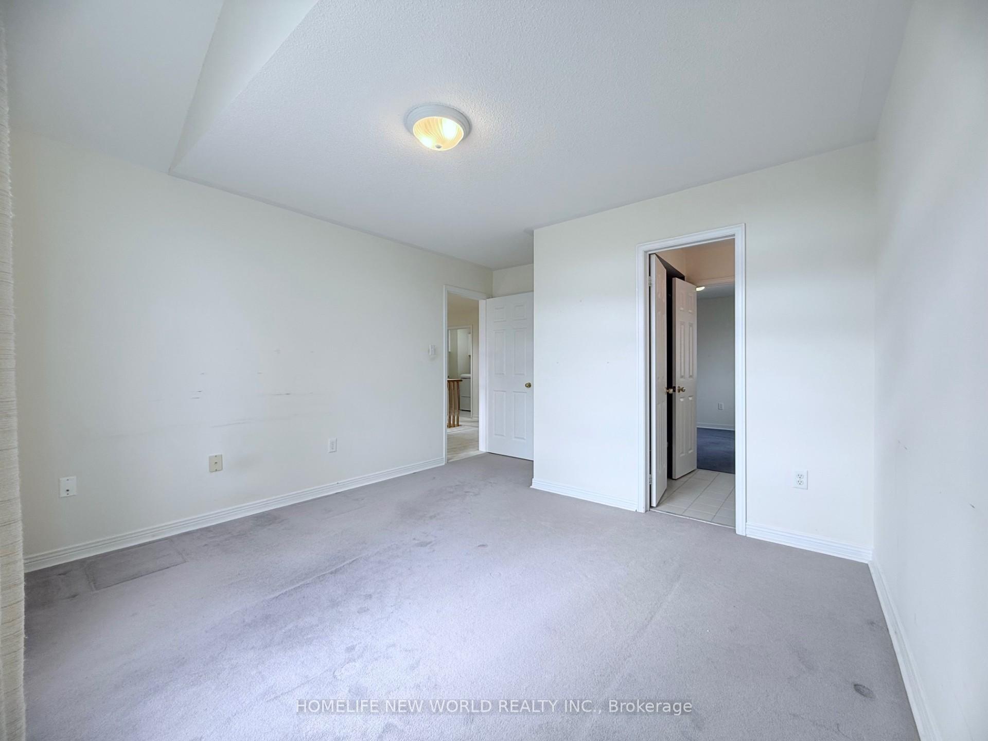 Photo 35 of 77 Burndenford Crescent, Markham, Markville — HOMEH
