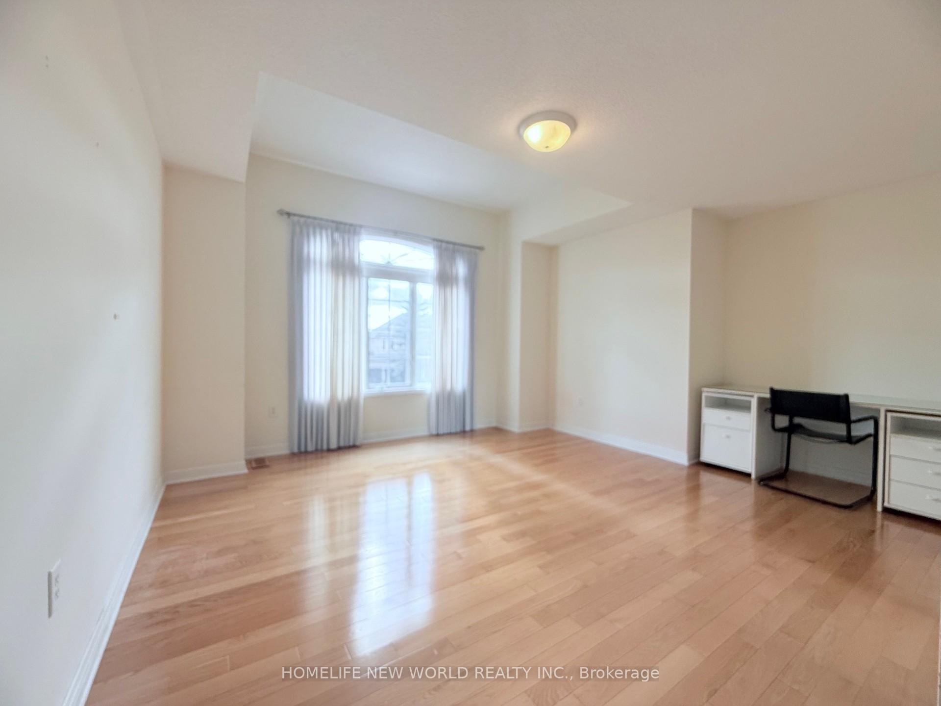 Photo 37 of 77 Burndenford Crescent, Markham, Markville — HOMEH