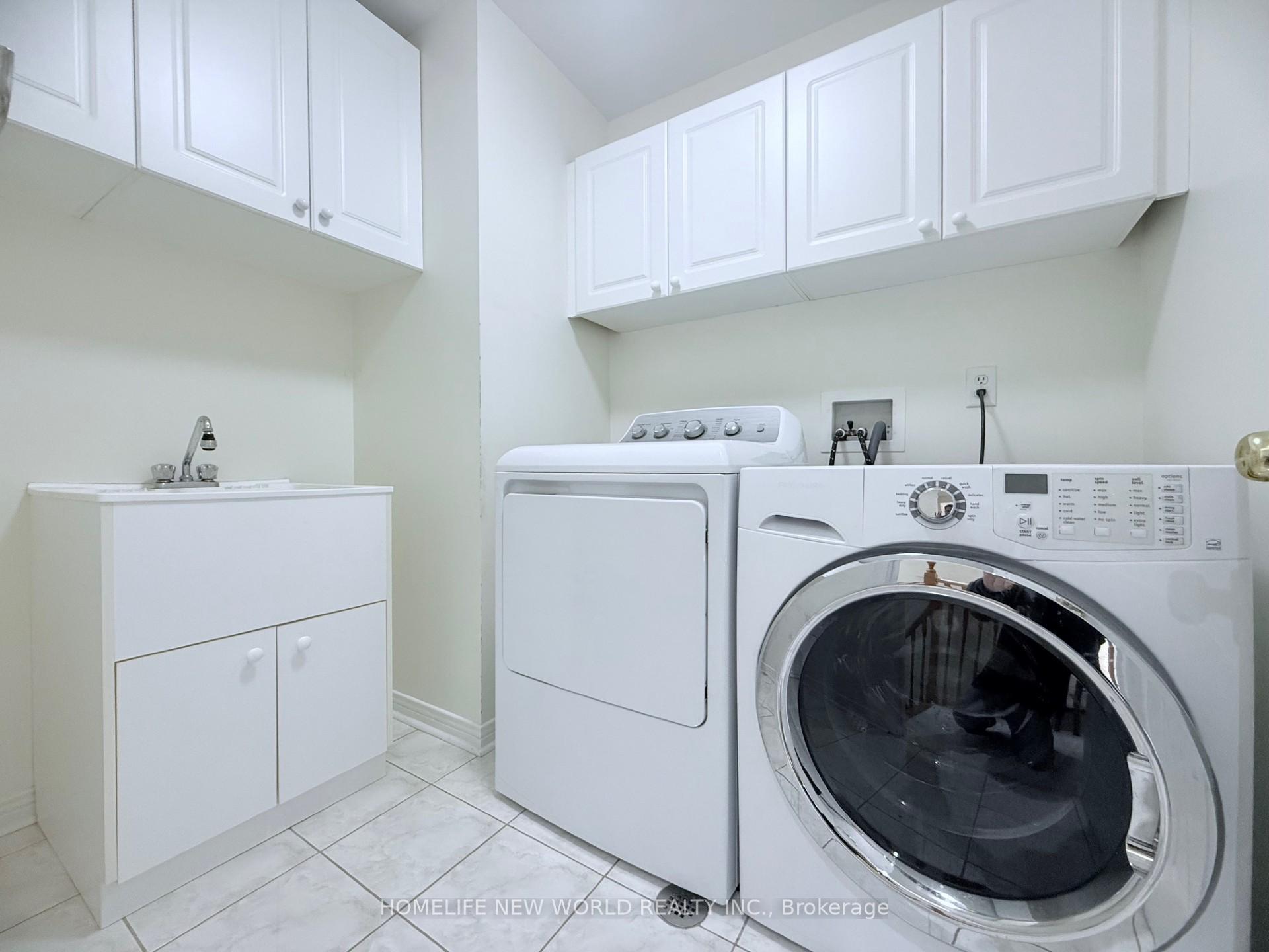 Photo 39 of 77 Burndenford Crescent, Markham, Markville — HOMEH