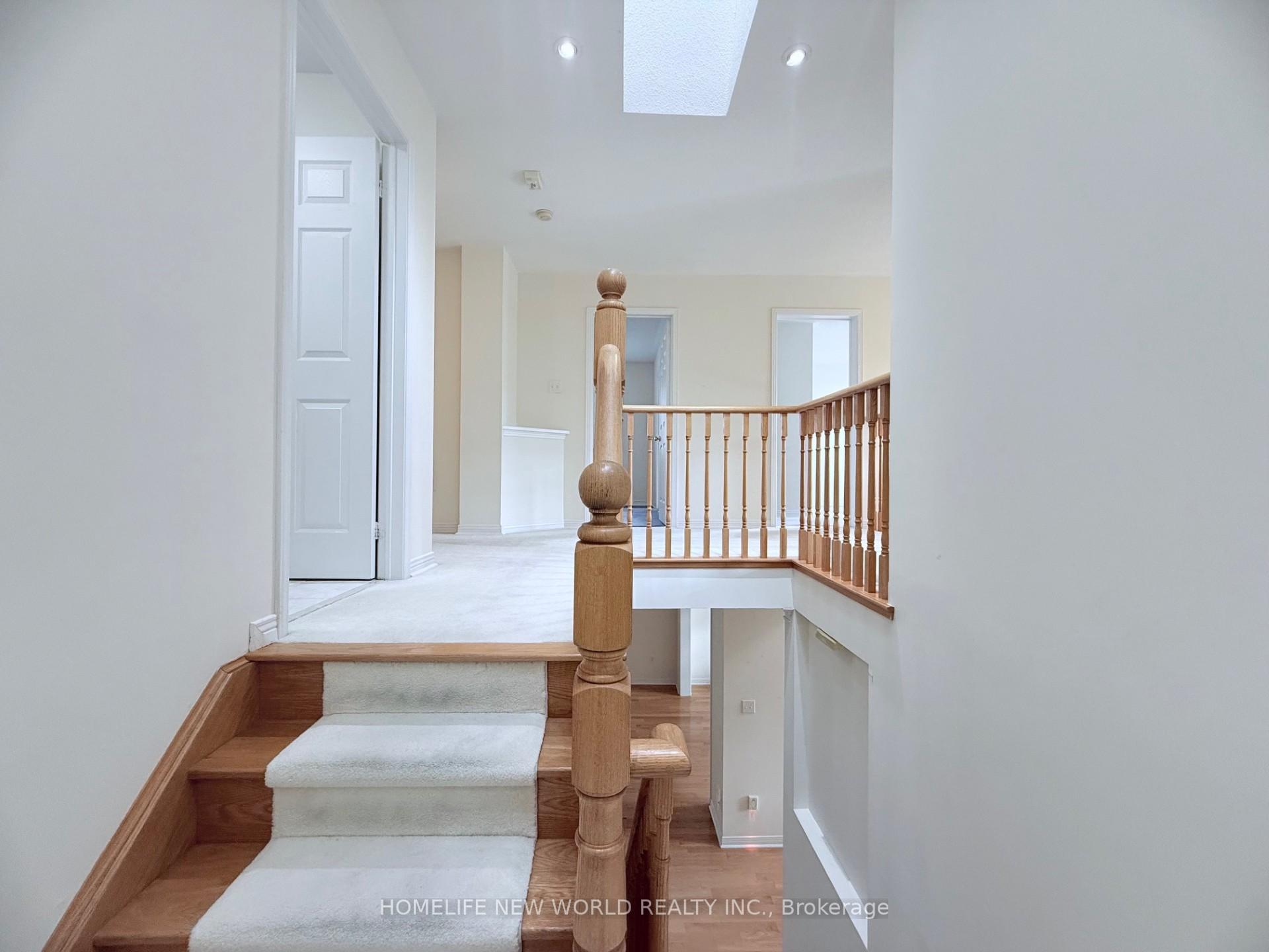 Photo 40 of 77 Burndenford Crescent, Markham, Markville — HOMEH