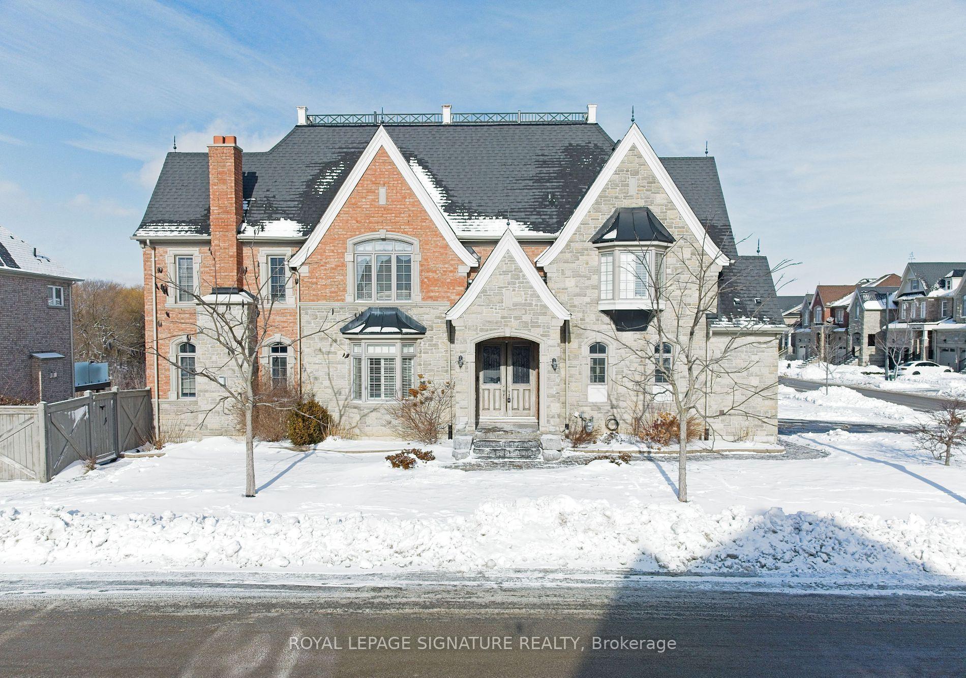 Photo 1 of 54 Spring Hill Drive, King, King City — HOMEH