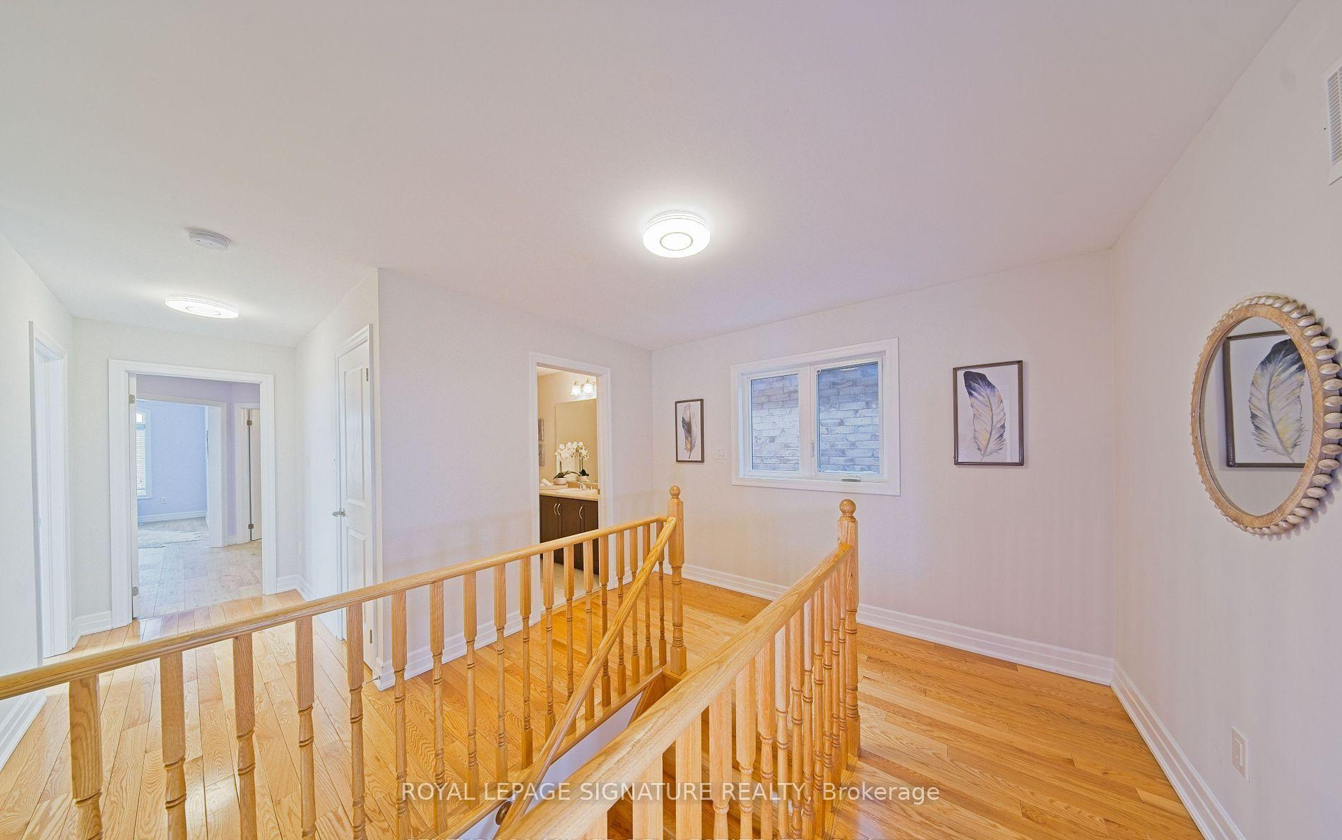 Photo 16 of 54 Spring Hill Drive, King, King City — HOMEH