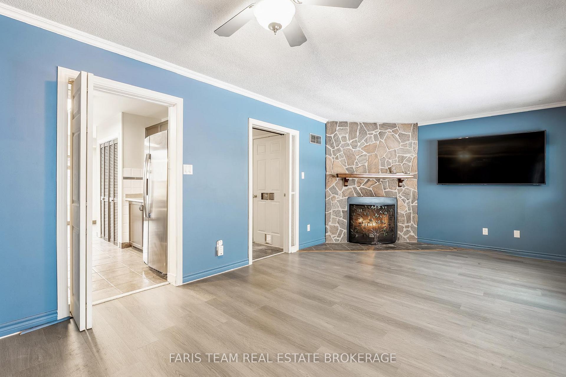 Photo 10 of 2501 Lloyd Street, Innisfil, Alcona — HOMEH
