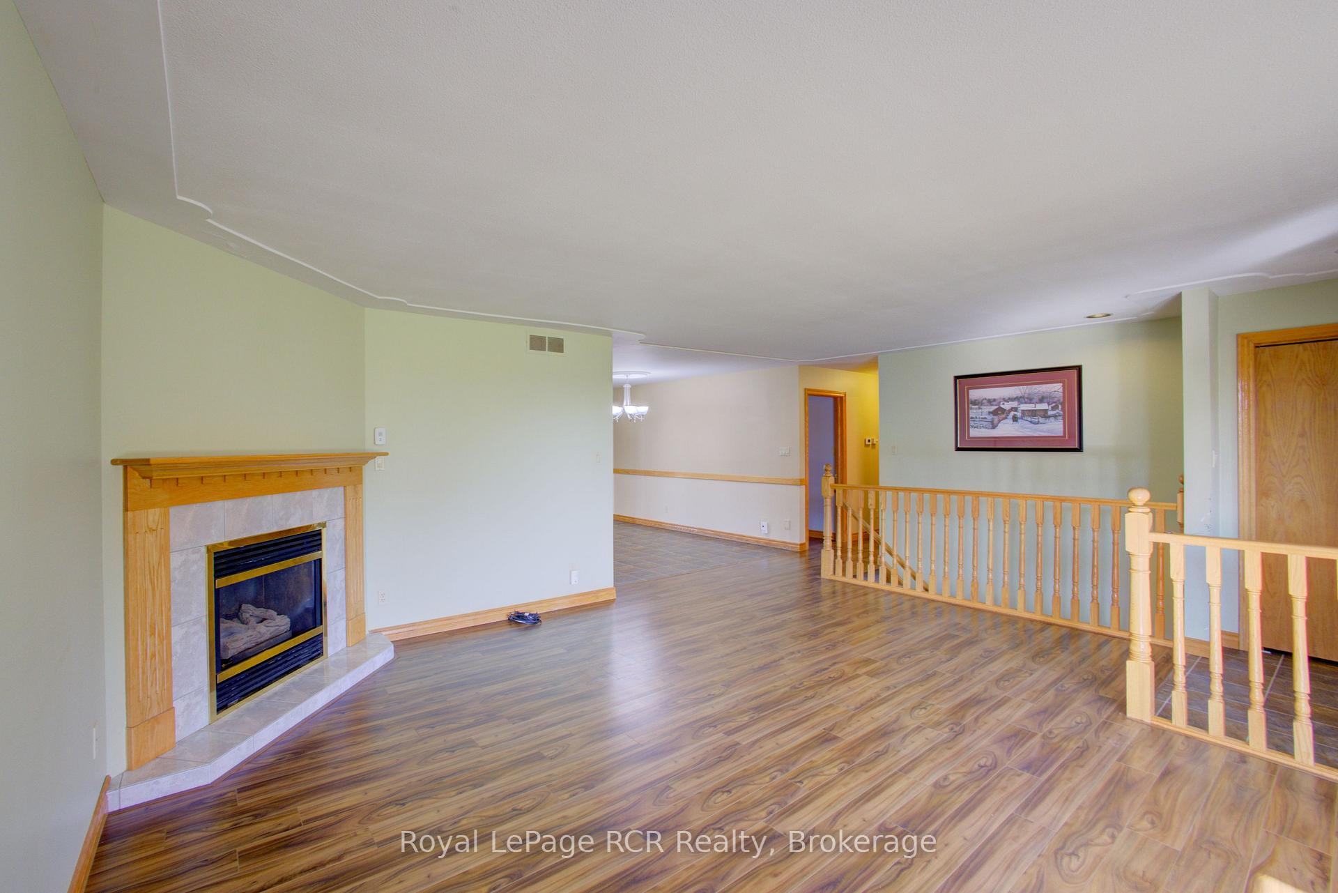 Photo 7 of 7218 16th Line, Mapleton, Rural Mapleton — HOMEH