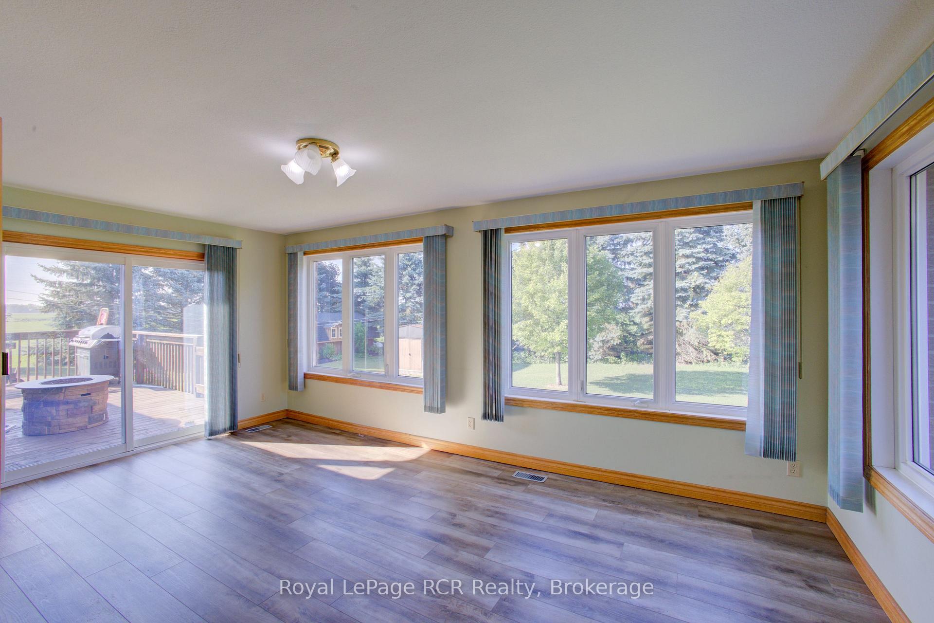 Photo 12 of 7218 16th Line, Mapleton, Rural Mapleton — HOMEH