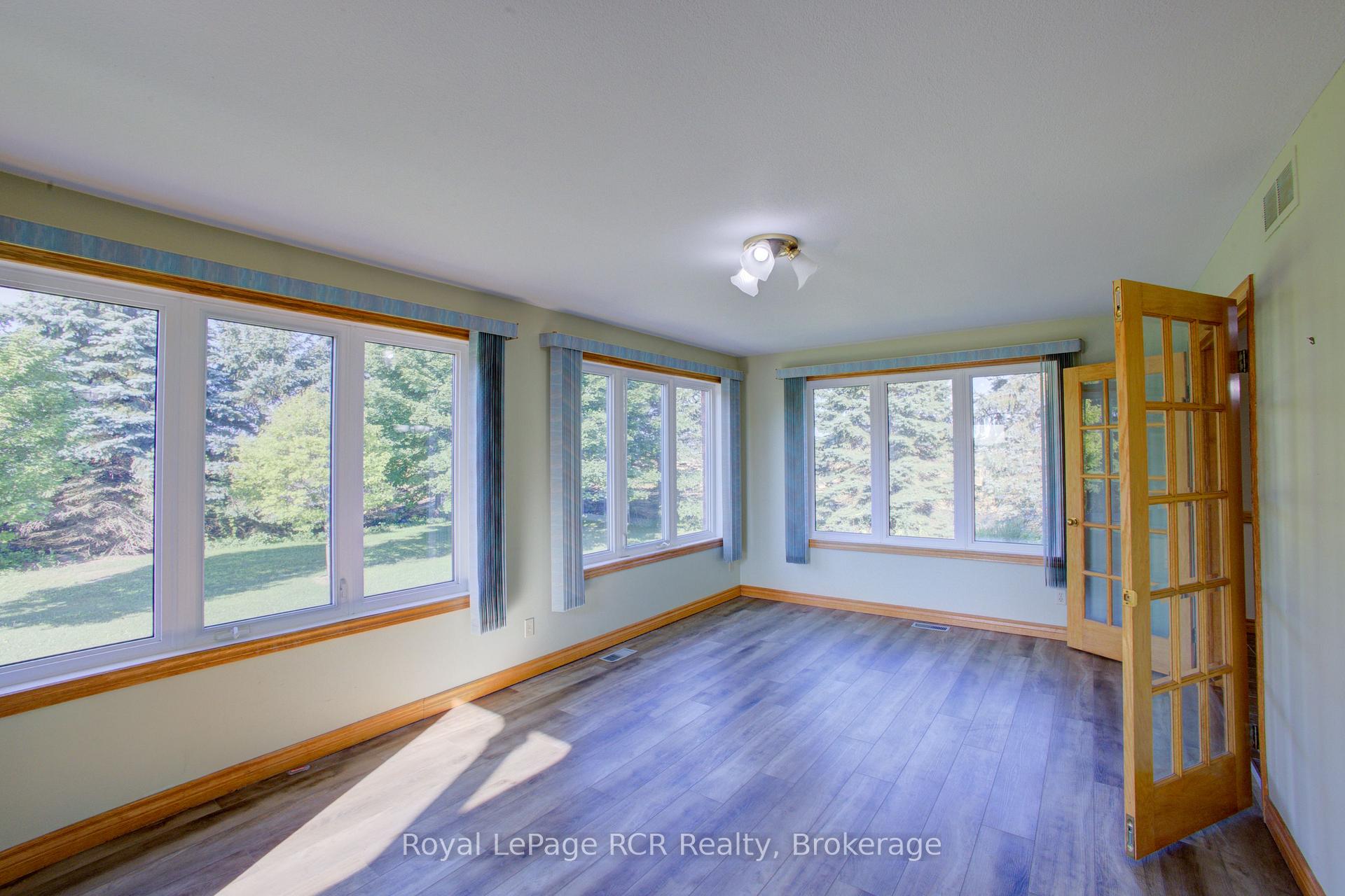 Photo 13 of 7218 16th Line, Mapleton, Rural Mapleton — HOMEH
