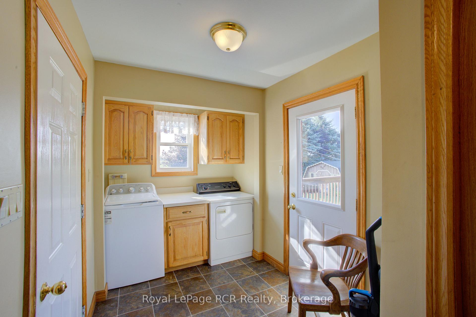 Photo 14 of 7218 16th Line, Mapleton, Rural Mapleton — HOMEH