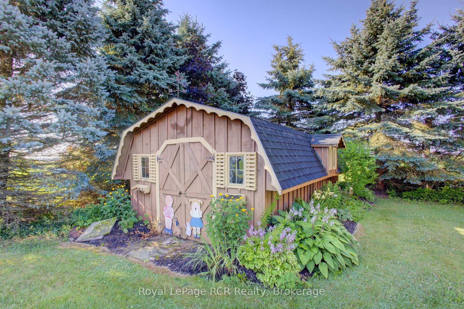 Photo 33 of 7218 16th Line, Mapleton, Rural Mapleton — HOMEH