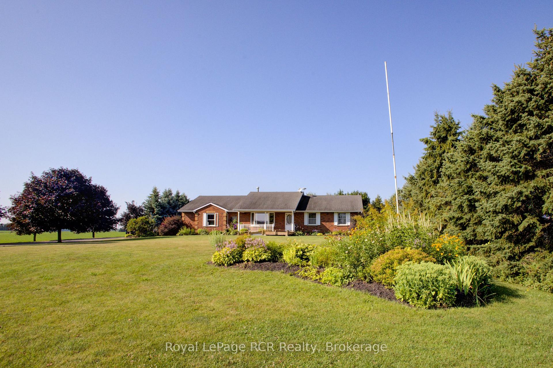 Photo 38 of 7218 16th Line, Mapleton, Rural Mapleton — HOMEH