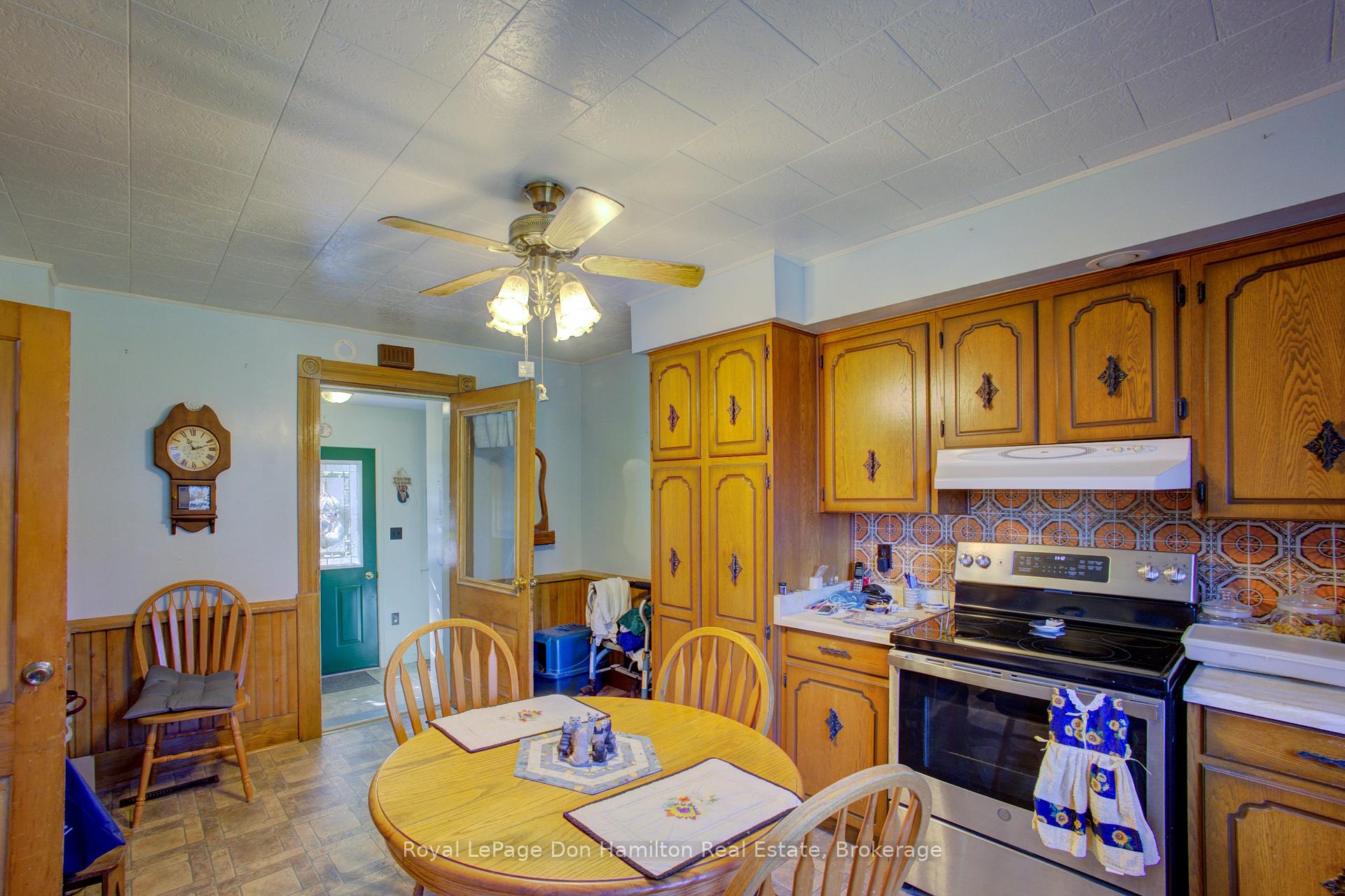 Photo 12 of 3045 Station Road, Howick — HOMEH