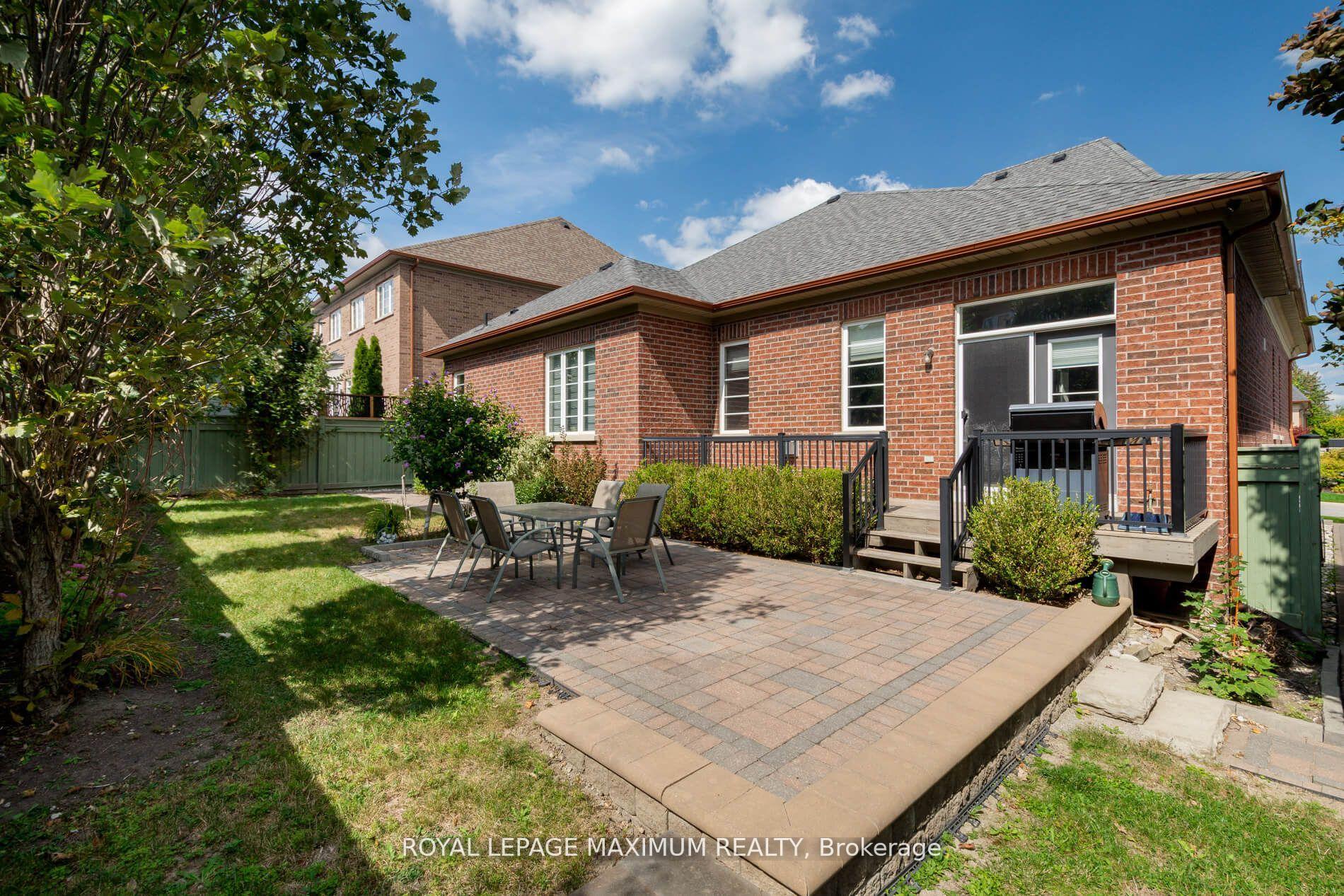 Photo 34 of 4 Blue Beech Trail, King, Nobleton — HOMEH