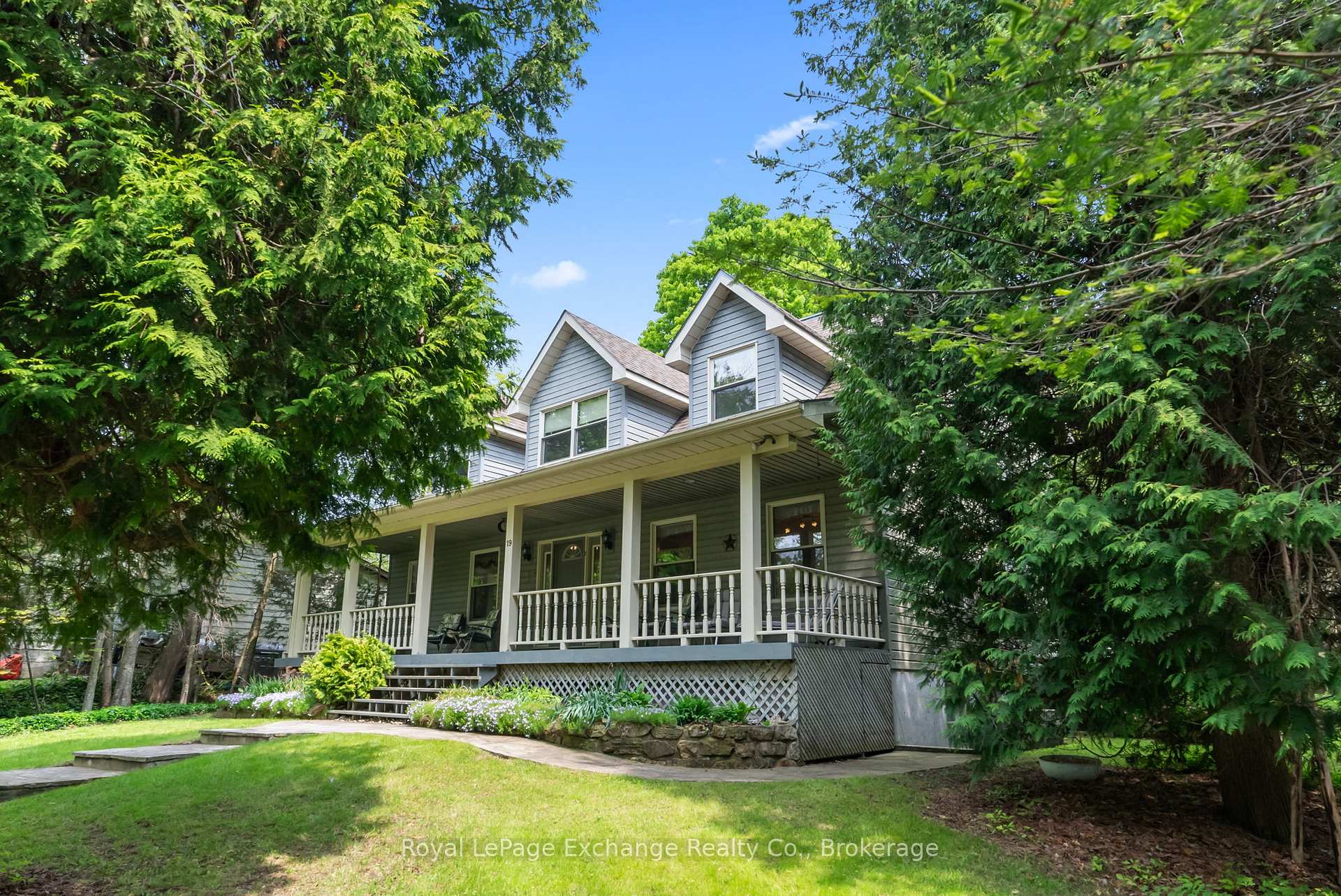 Photo 2 of 19 Kuehner Street, Kincardine — HOMEH