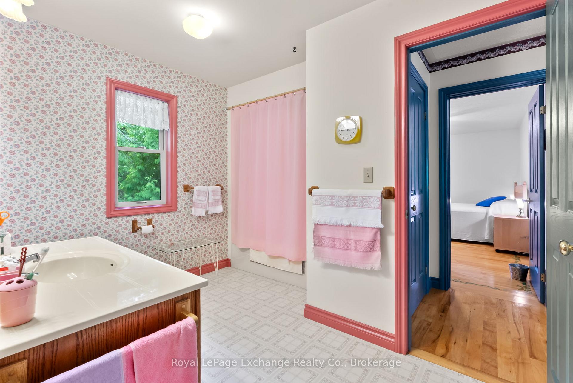 Photo 17 of 19 Kuehner Street, Kincardine — HOMEH