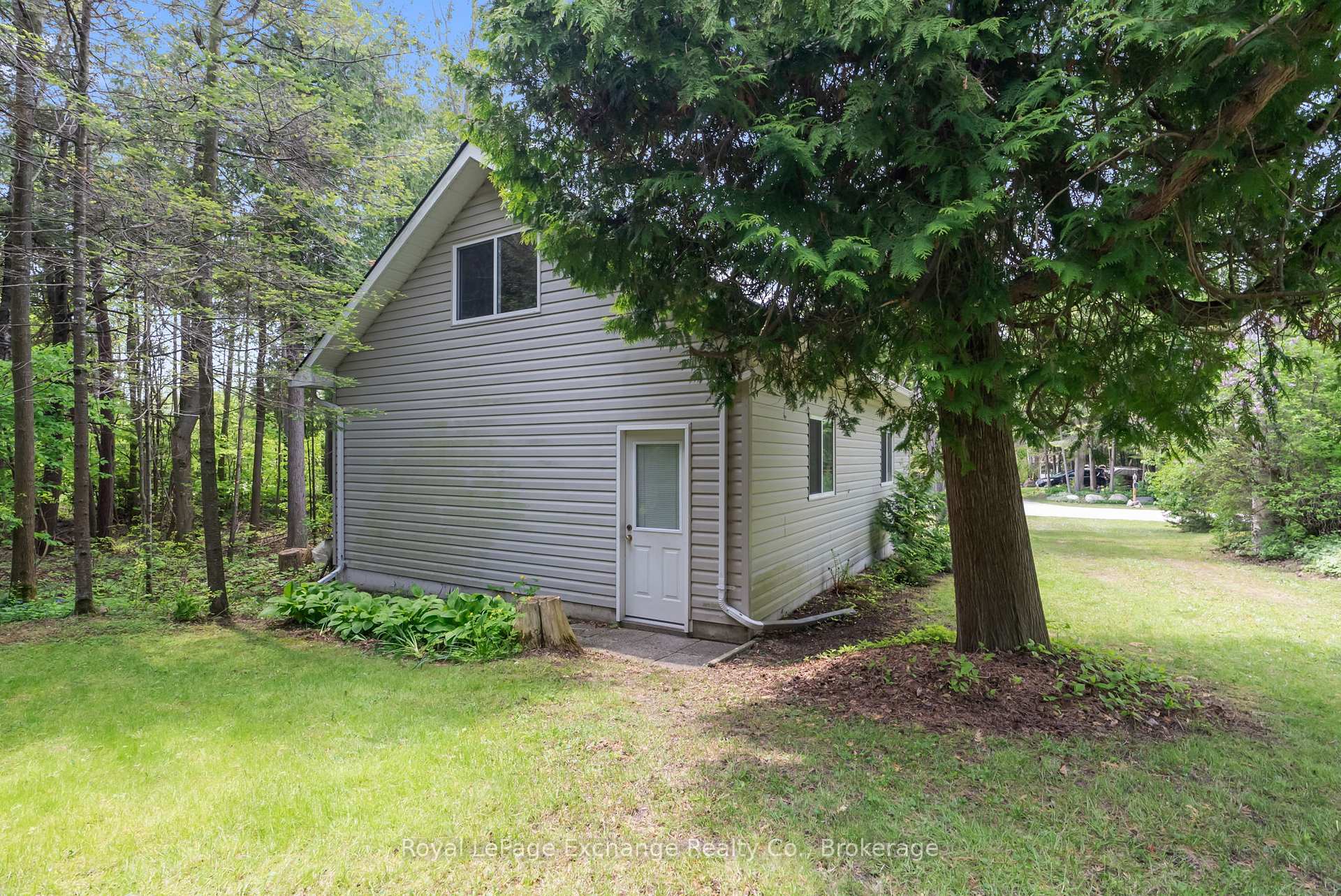 Photo 23 of 19 Kuehner Street, Kincardine — HOMEH
