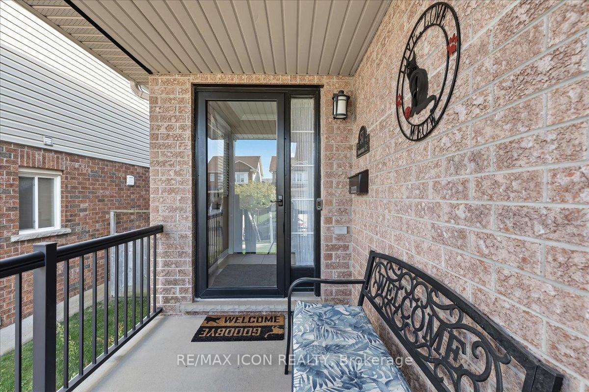 Photo 4 of 57 Tweedsdale Street, Kitchener — HOMEH