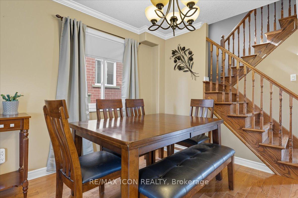 Photo 9 of 57 Tweedsdale Street, Kitchener — HOMEH