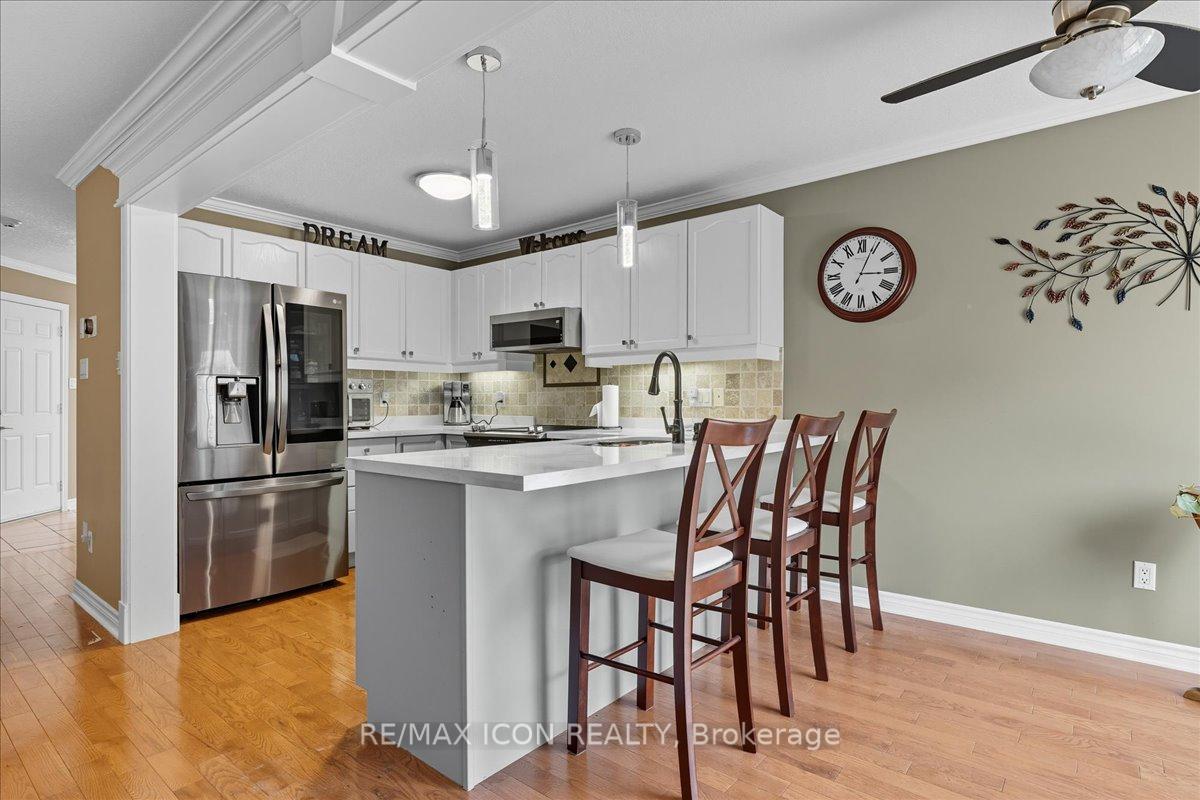 Photo 12 of 57 Tweedsdale Street, Kitchener — HOMEH