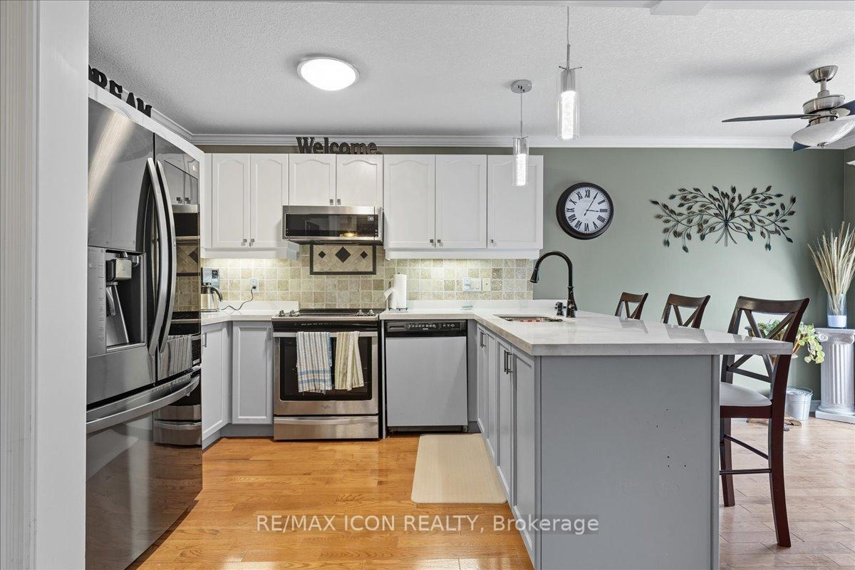 Photo 13 of 57 Tweedsdale Street, Kitchener — HOMEH