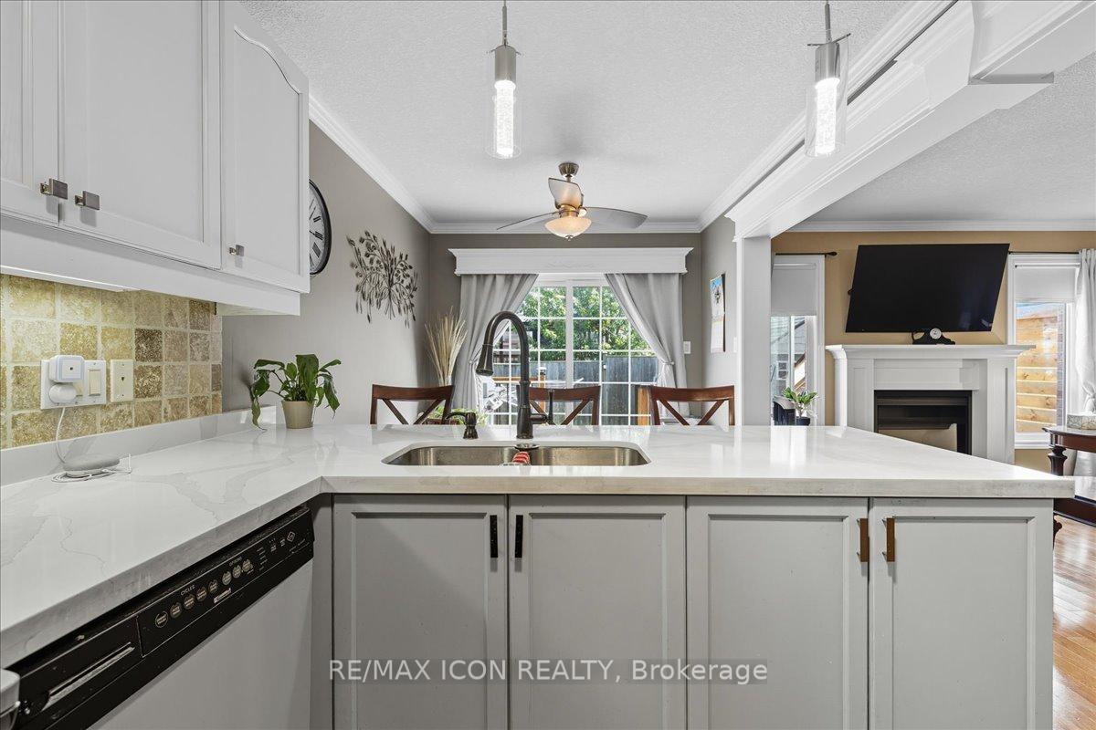 Photo 15 of 57 Tweedsdale Street, Kitchener — HOMEH