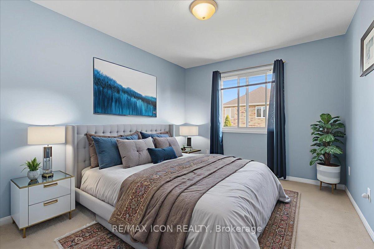 Photo 22 of 57 Tweedsdale Street, Kitchener — HOMEH