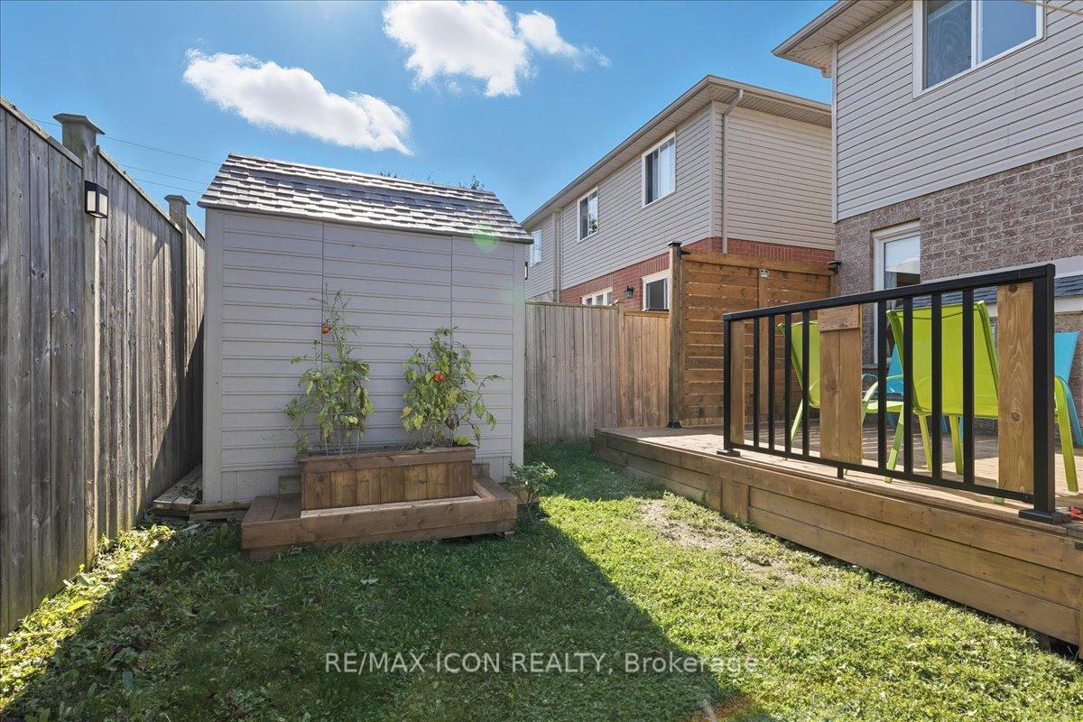 Photo 33 of 57 Tweedsdale Street, Kitchener — HOMEH