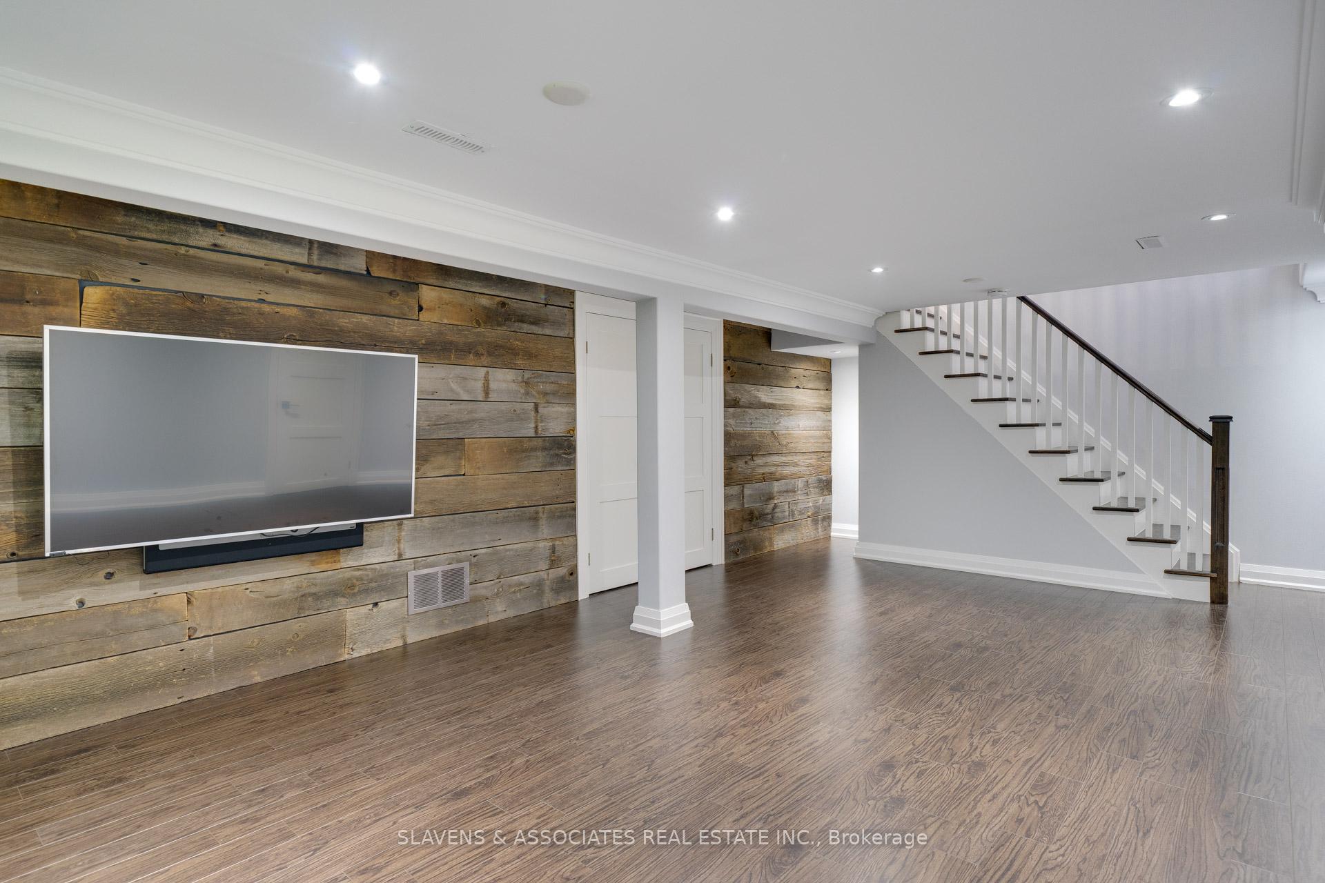 Photo 14 of 13385 Jane Street, King, King City — HOMEH