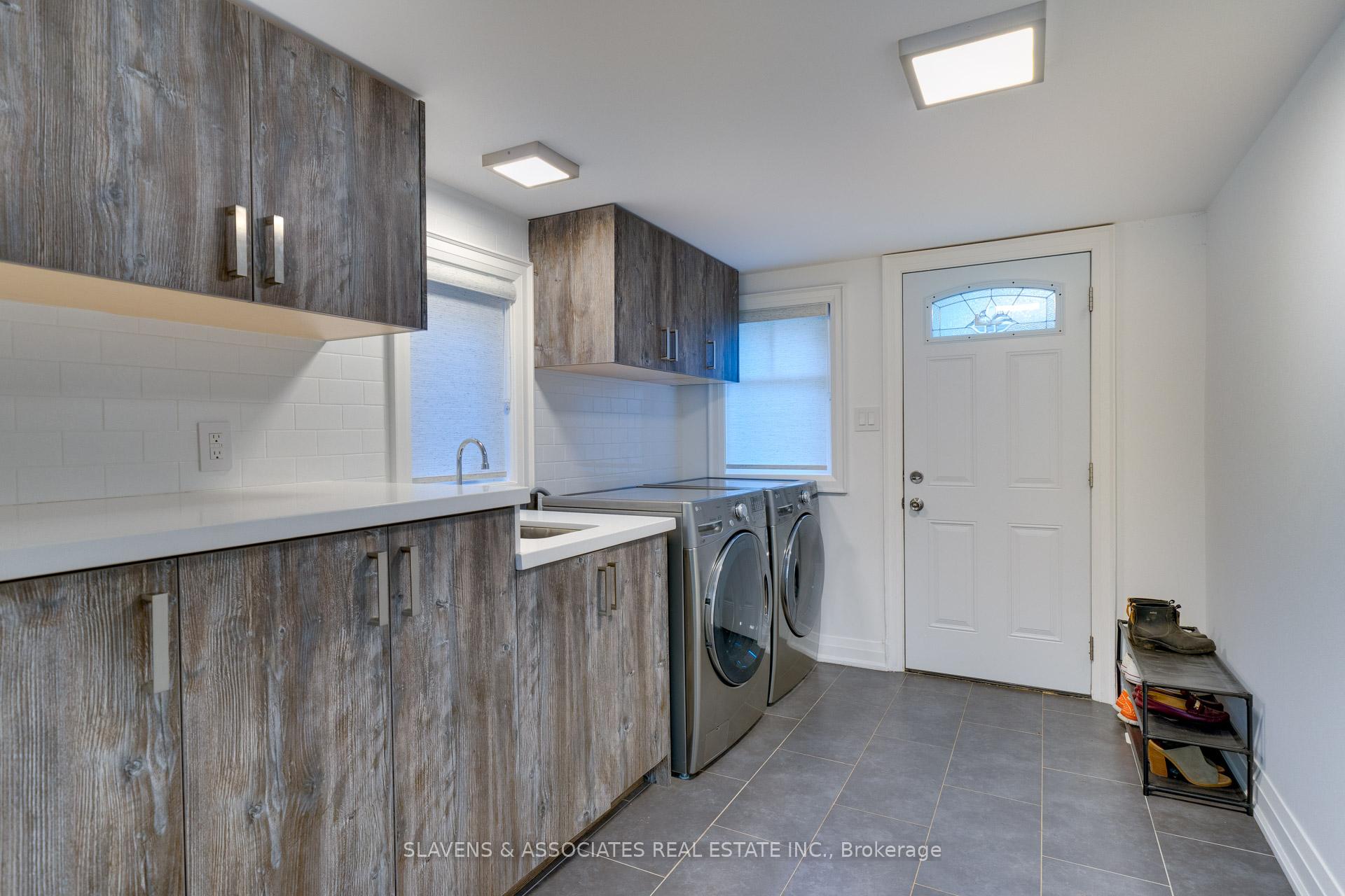 Photo 17 of 13385 Jane Street, King, King City — HOMEH