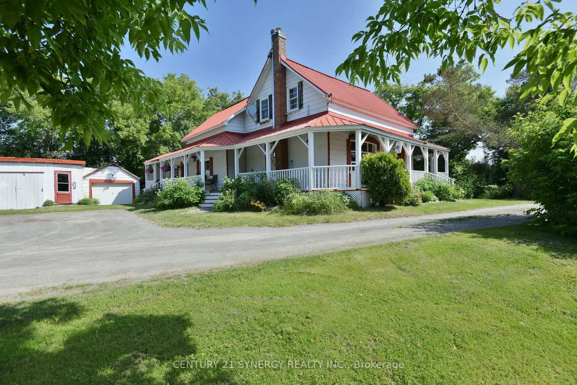 Photo 2 of 1519 Russett Drive, McNab/Braeside, Mcnab/Braeside Twps — HOMEH