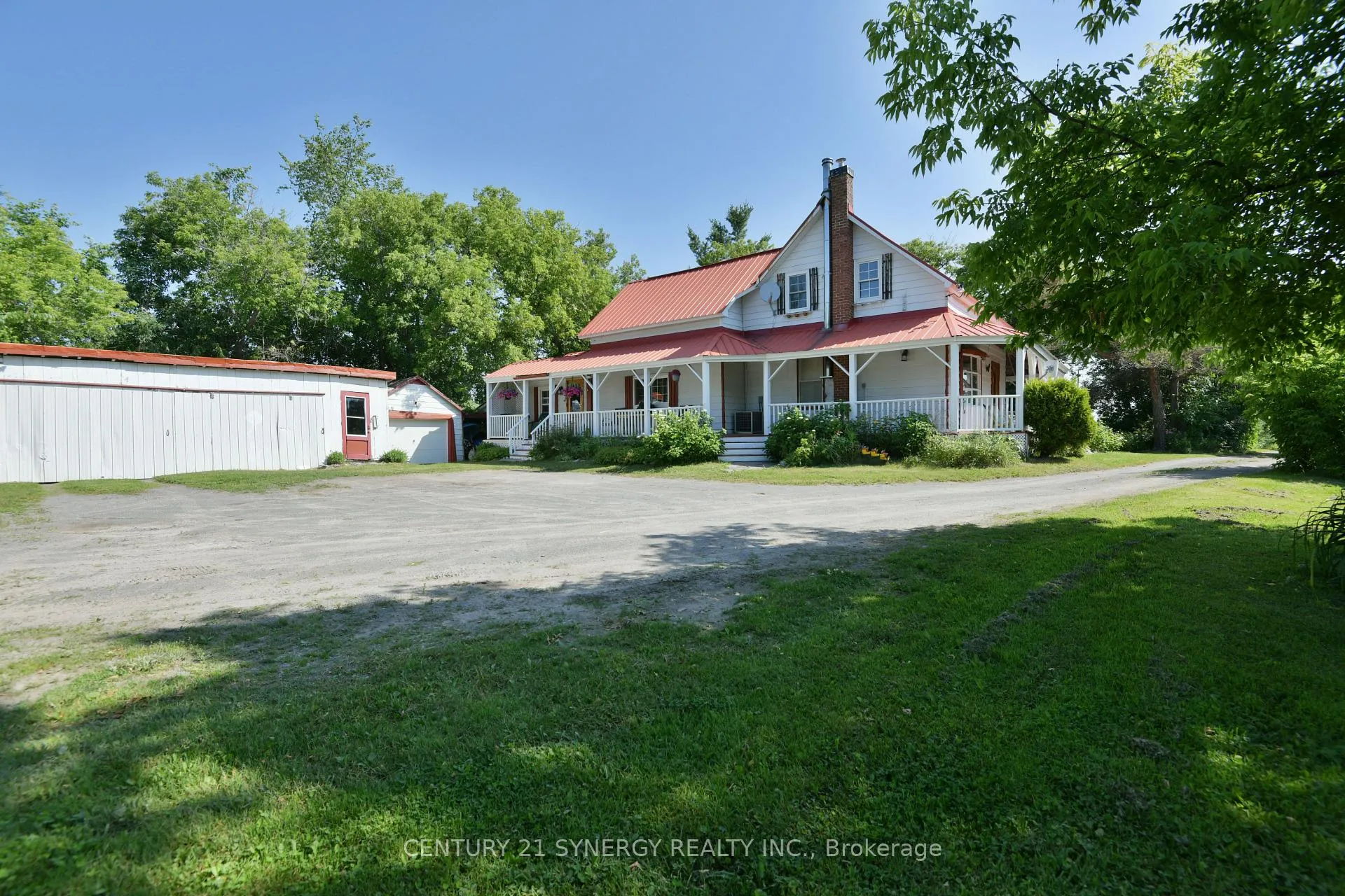 Photo 3 of 1519 Russett Drive, McNab/Braeside, Mcnab/Braeside Twps — HOMEH