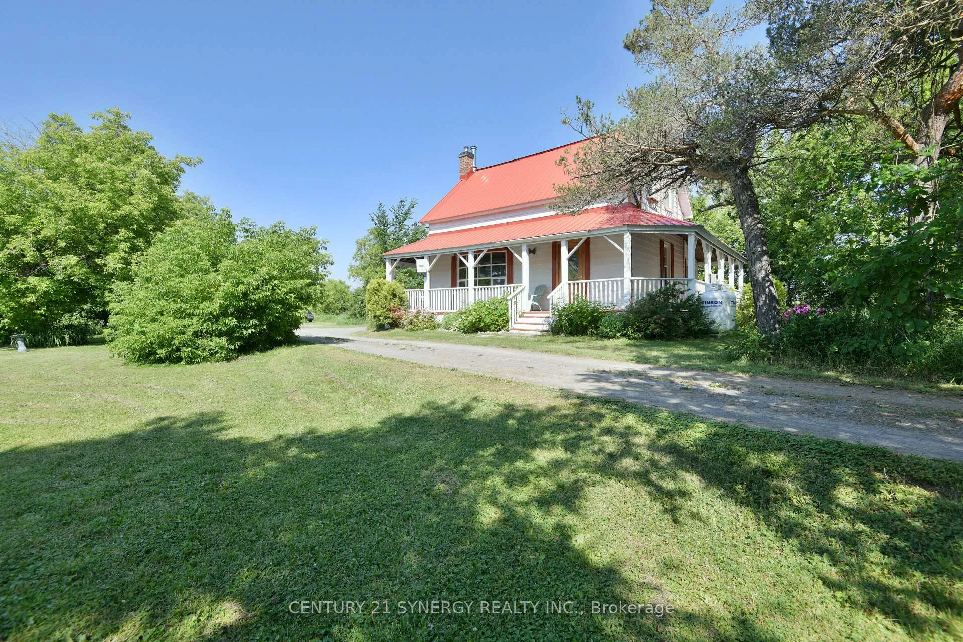 Photo 4 of 1519 Russett Drive, McNab/Braeside, Mcnab/Braeside Twps — HOMEH