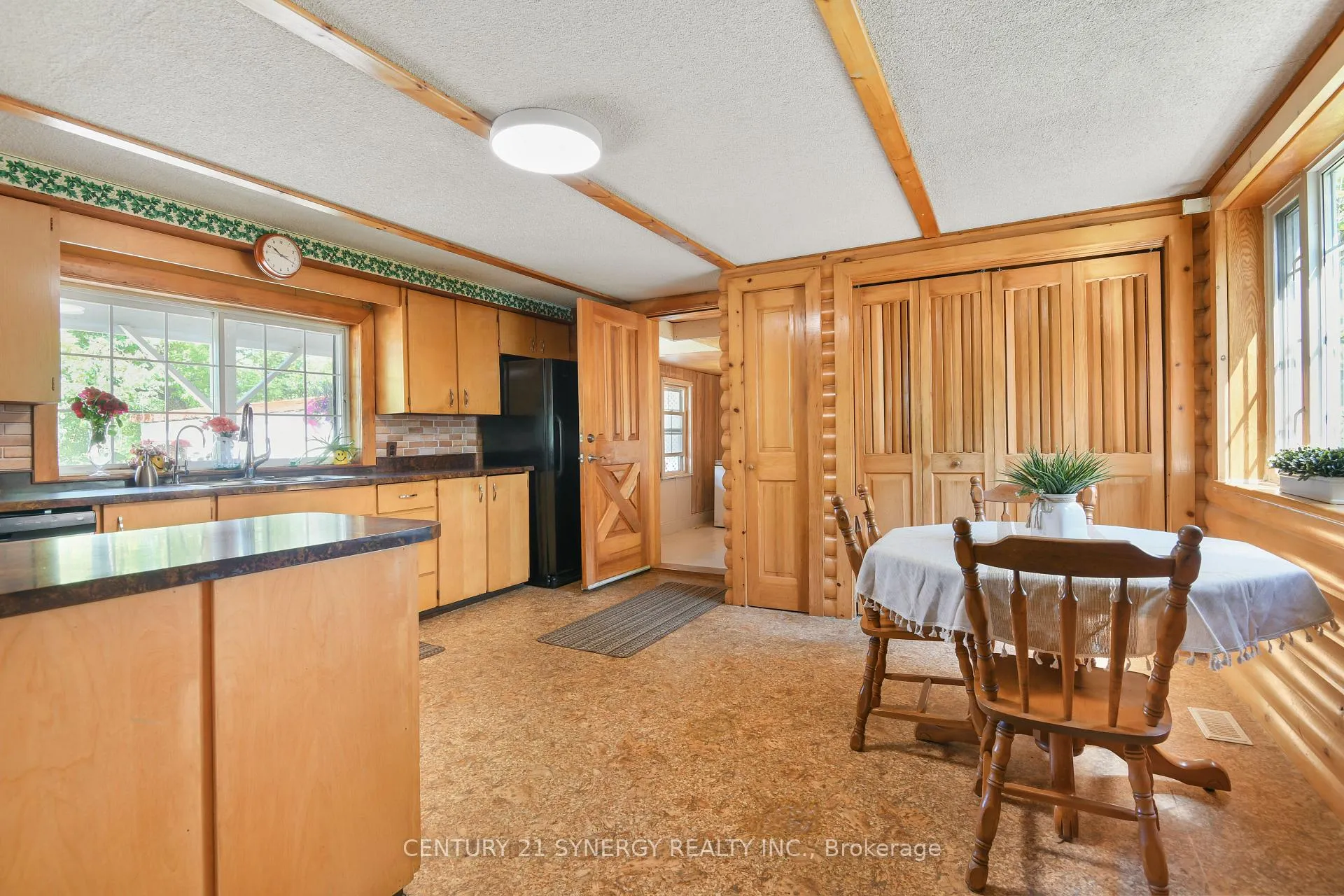 Photo 7 of 1519 Russett Drive, McNab/Braeside, Mcnab/Braeside Twps — HOMEH