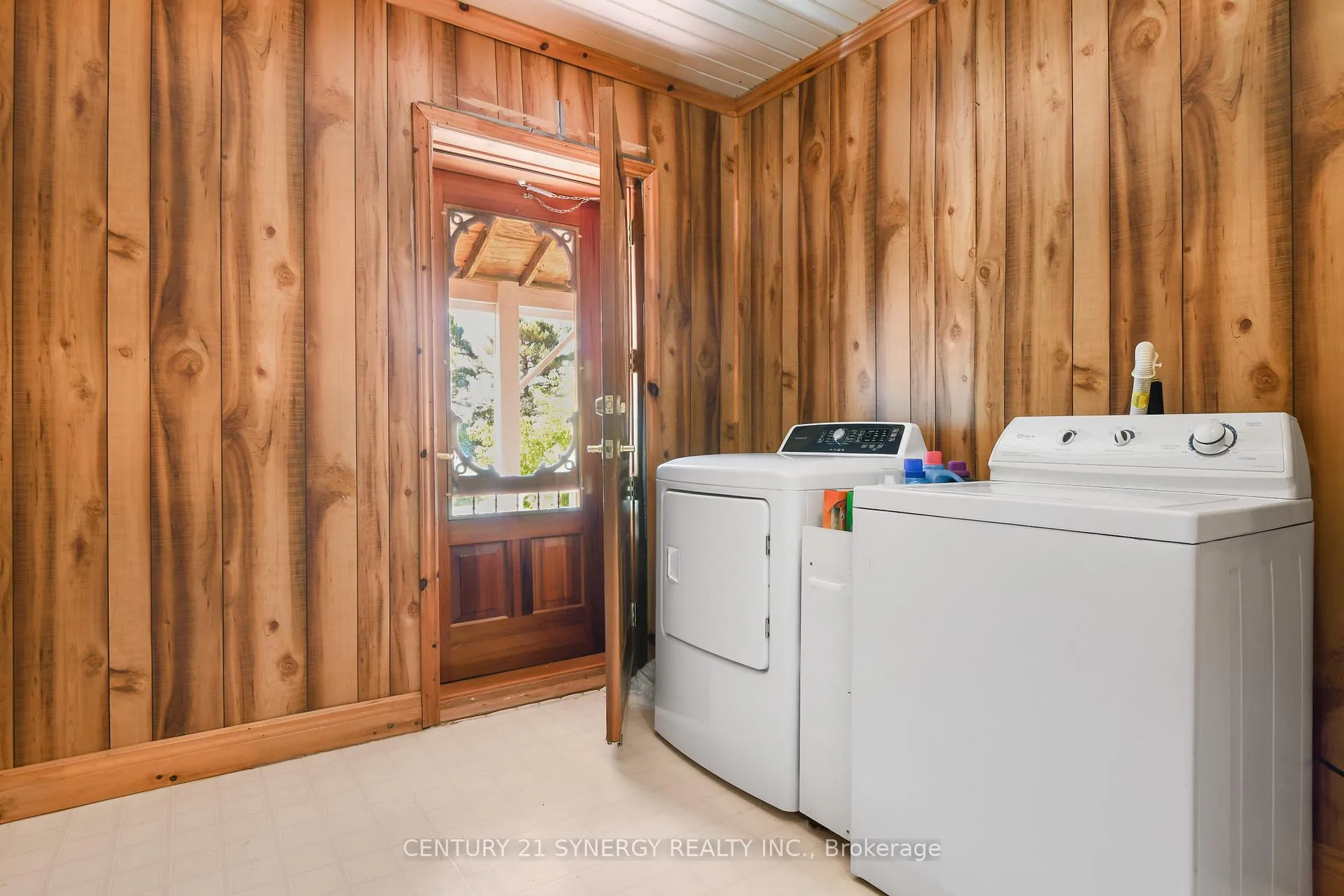 Photo 15 of 1519 Russett Drive, McNab/Braeside, Mcnab/Braeside Twps — HOMEH