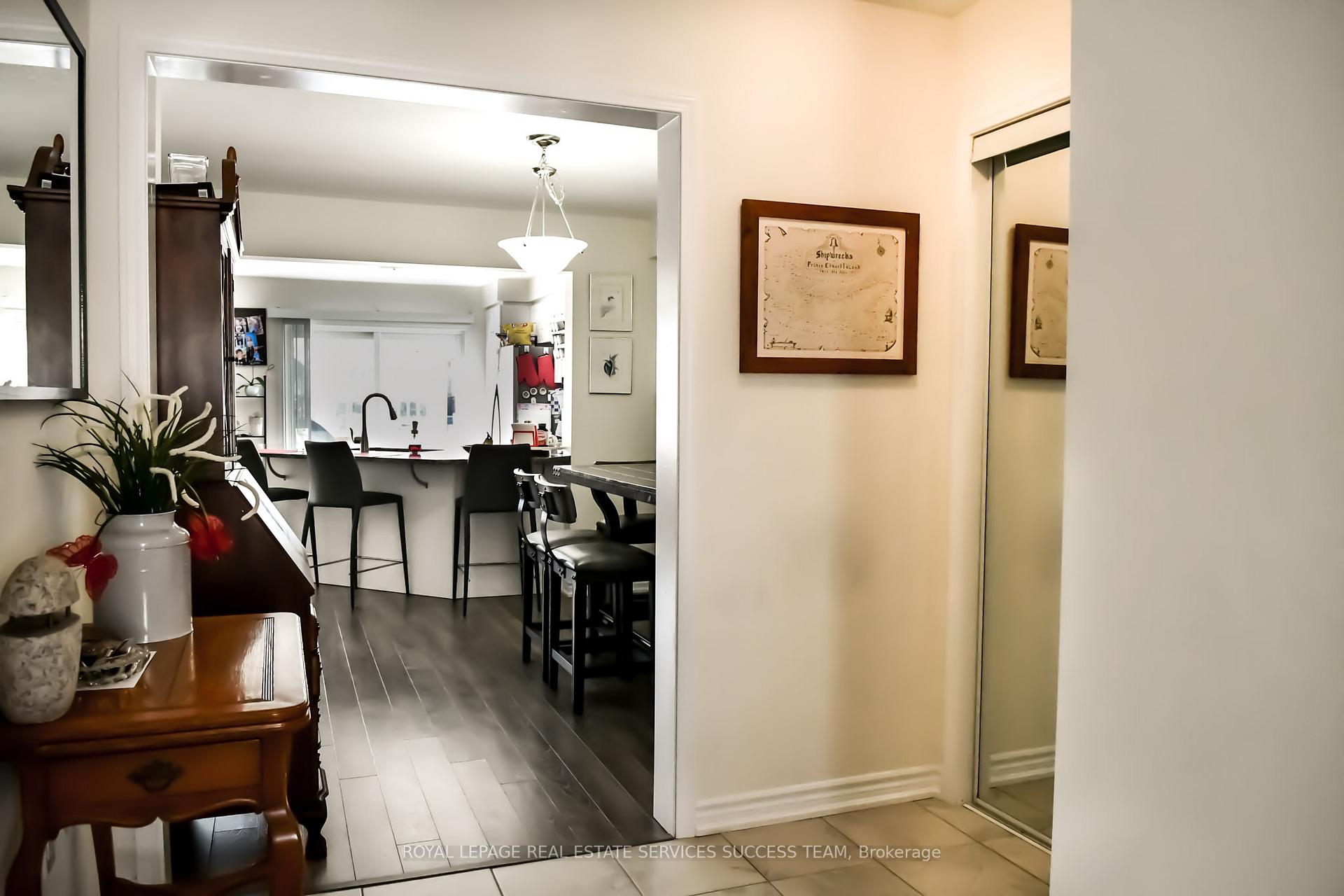 Photo 5 of 230 Waterbrook Lane, Kitchener — HOMEH