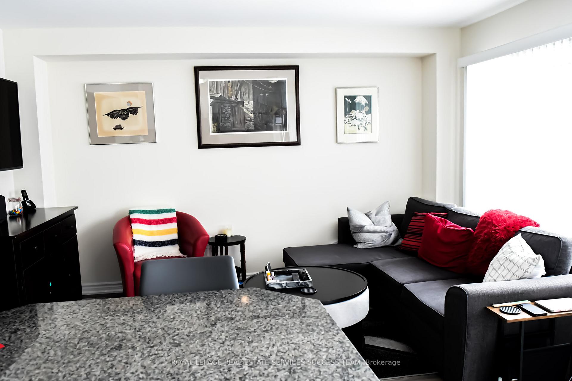 Photo 13 of 230 Waterbrook Lane, Kitchener — HOMEH