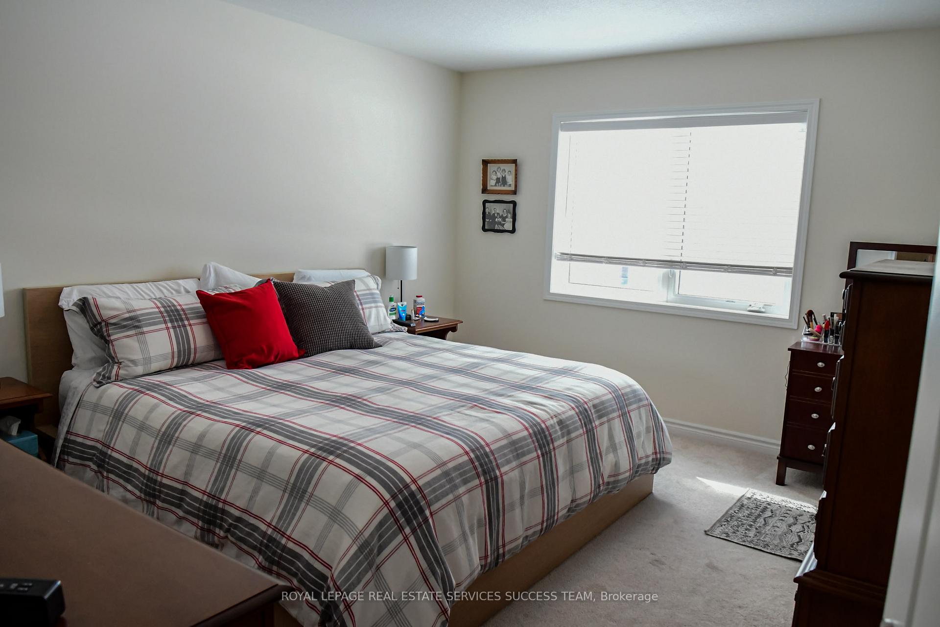 Photo 16 of 230 Waterbrook Lane, Kitchener — HOMEH
