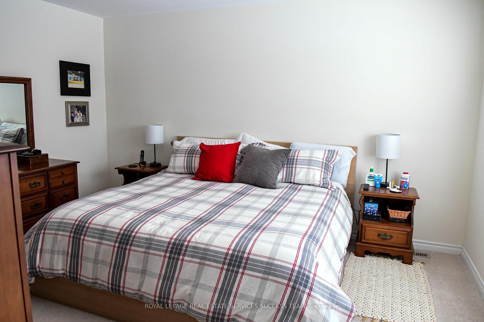 Photo 18 of 230 Waterbrook Lane, Kitchener — HOMEH