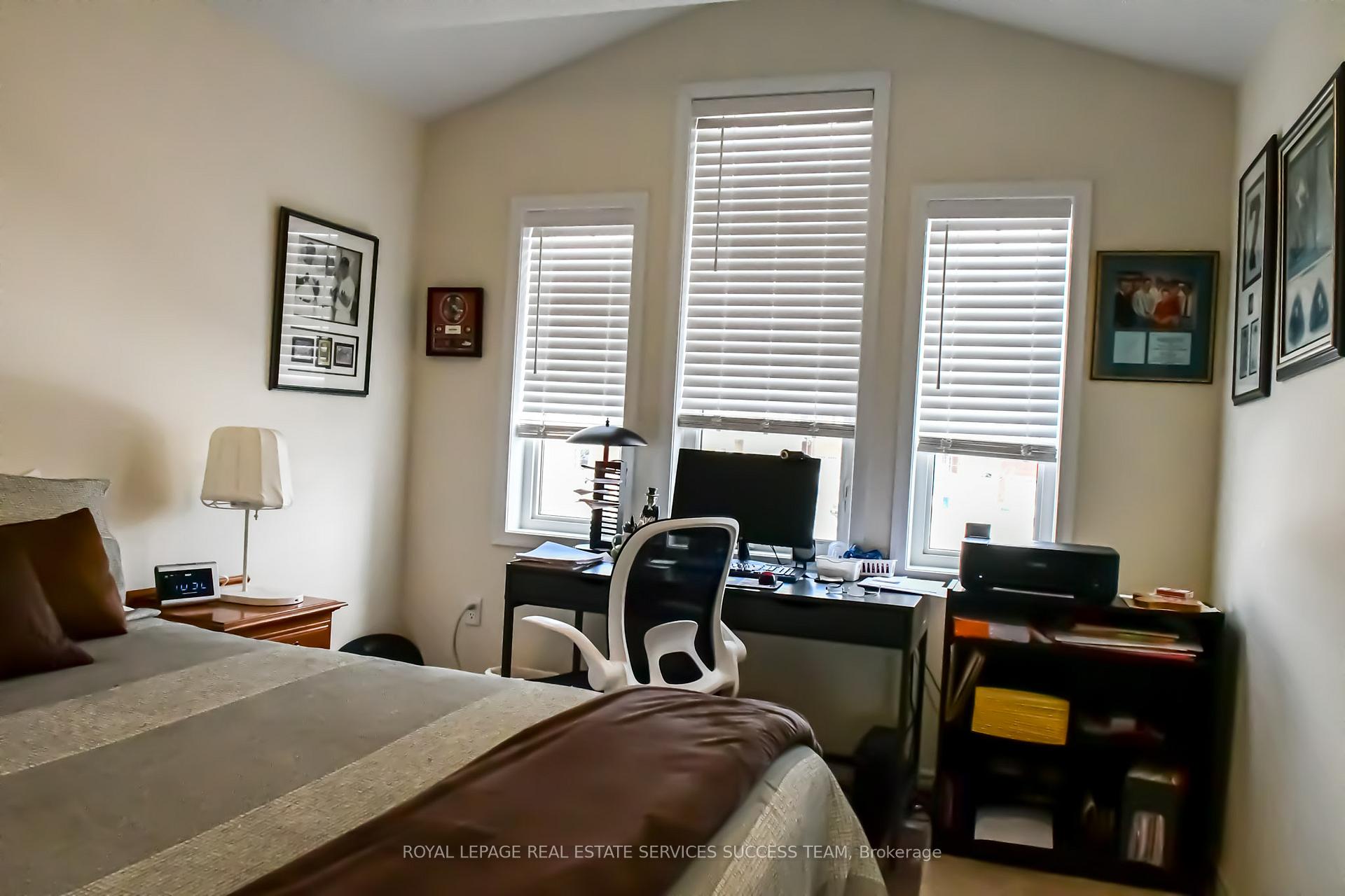 Photo 23 of 230 Waterbrook Lane, Kitchener — HOMEH