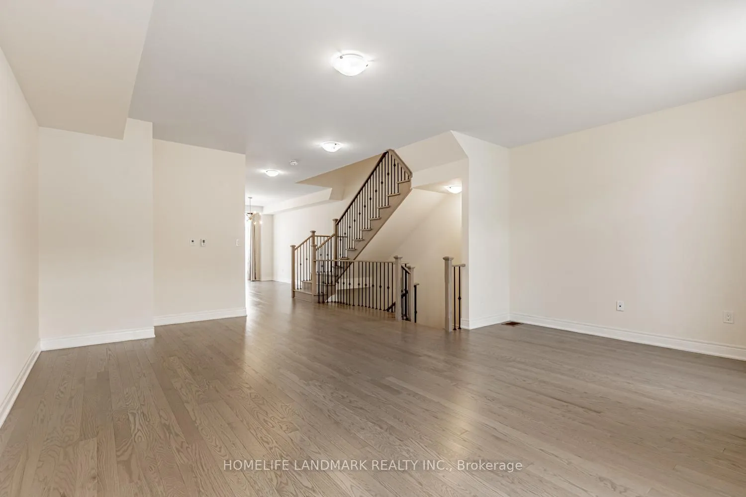 Photo 15 of 47 Andress Way, Markham, Cedarwood — HOMEH