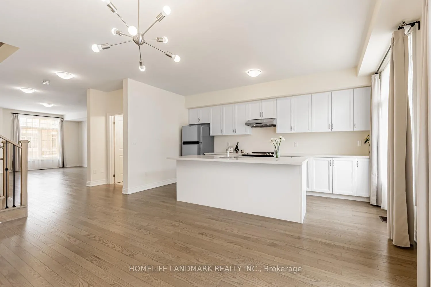 Photo 16 of 47 Andress Way, Markham, Cedarwood — HOMEH