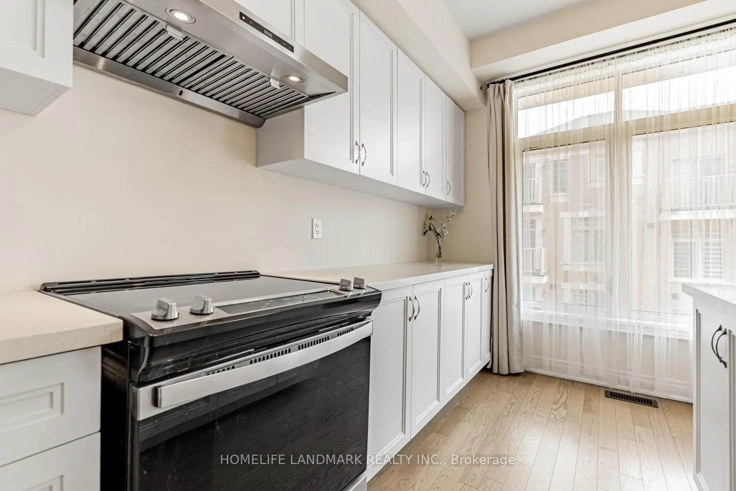 Photo 17 of 47 Andress Way, Markham, Cedarwood — HOMEH