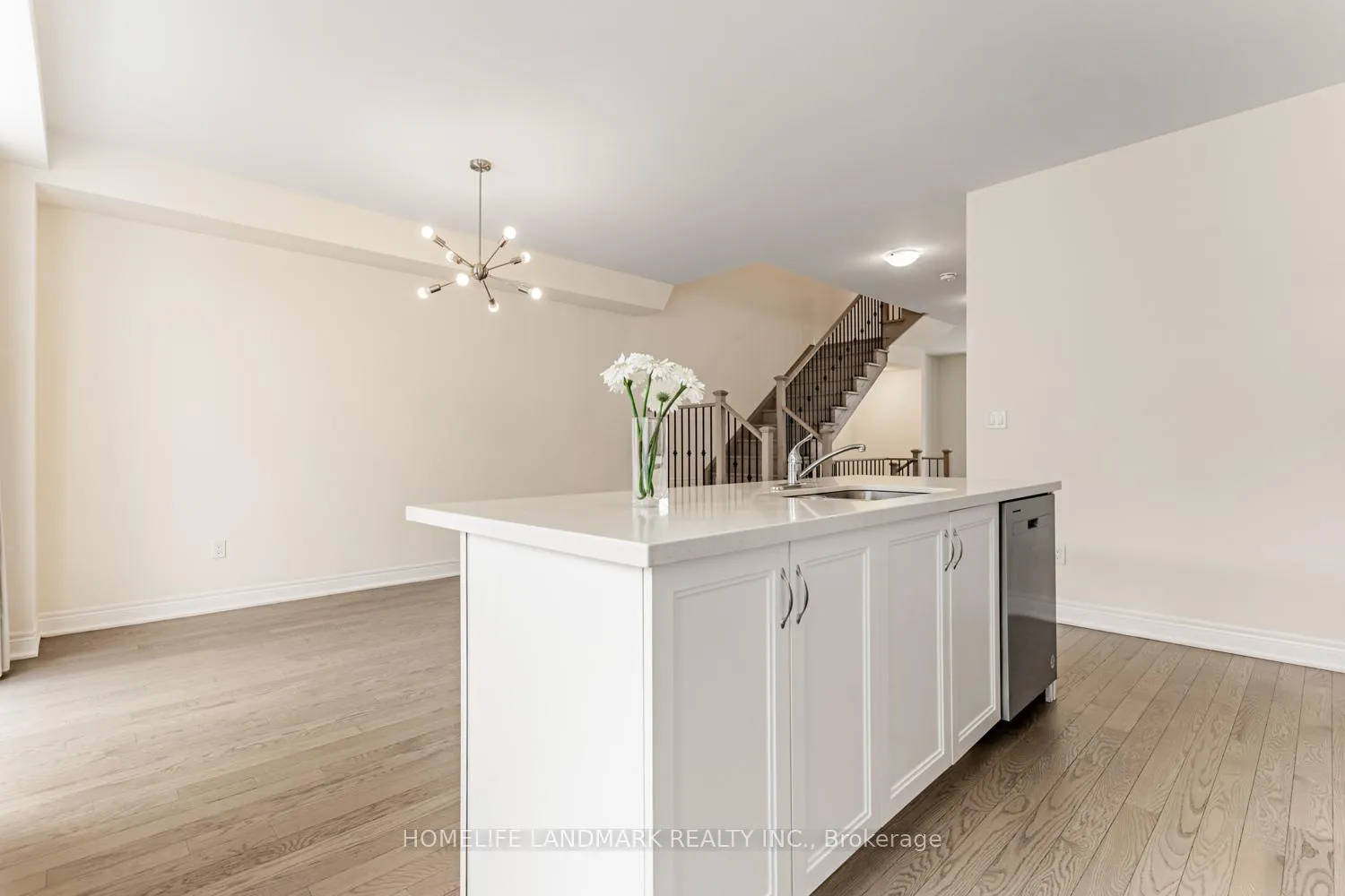Photo 18 of 47 Andress Way, Markham, Cedarwood — HOMEH