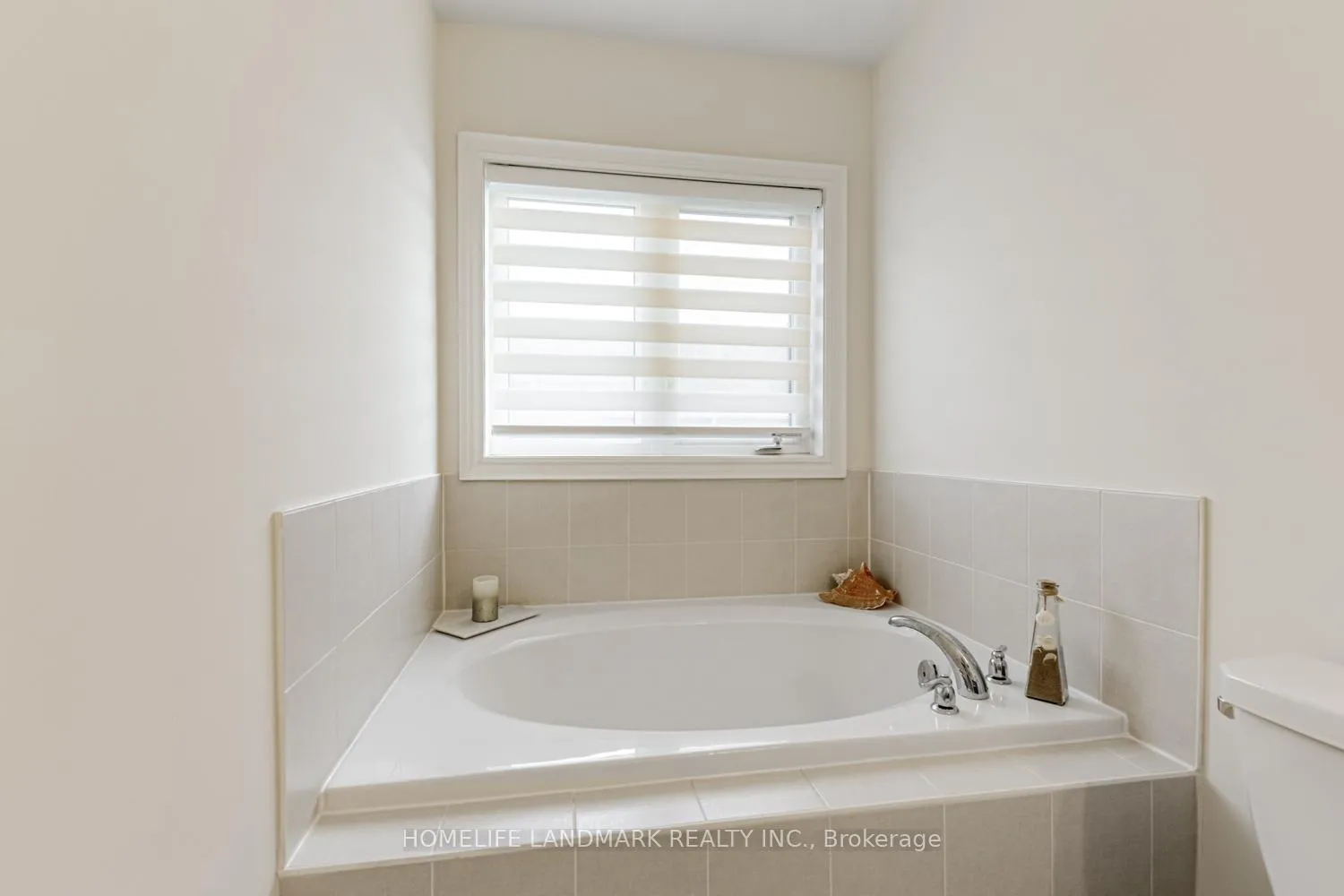 Photo 28 of 47 Andress Way, Markham, Cedarwood — HOMEH