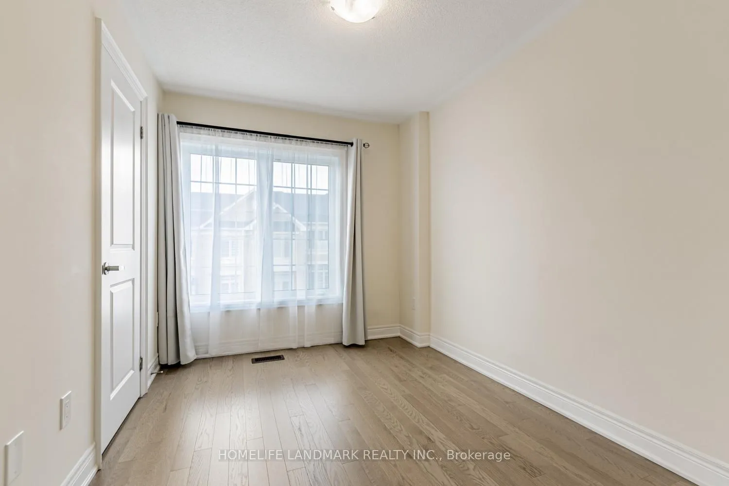Photo 30 of 47 Andress Way, Markham, Cedarwood — HOMEH