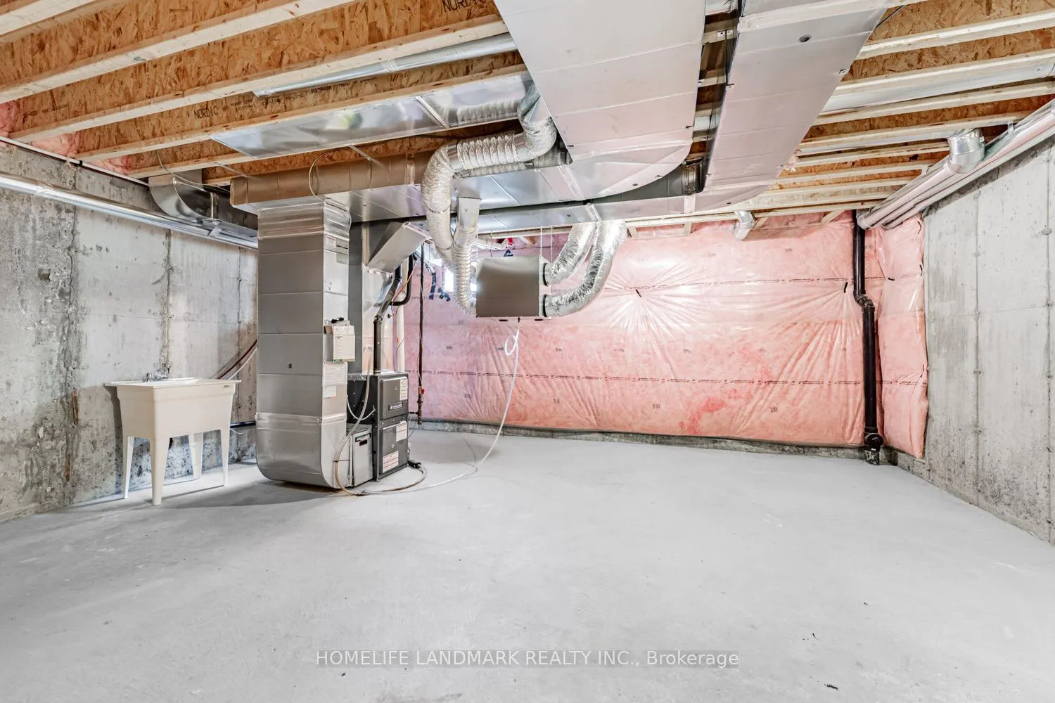 Photo 40 of 47 Andress Way, Markham, Cedarwood — HOMEH