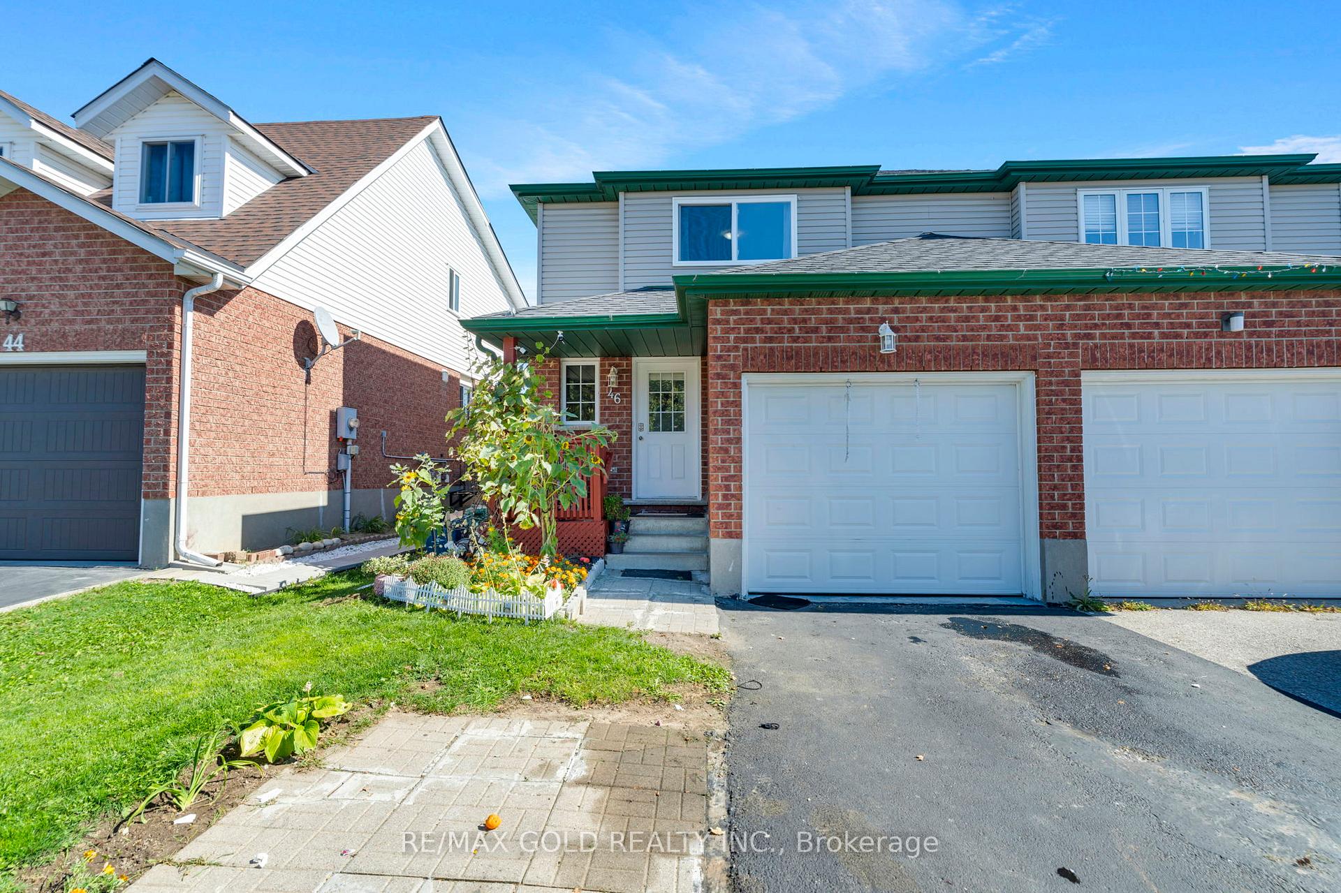 Photo 3 of 46 Activa Avenue, Kitchener, Larentian West — HOMEH