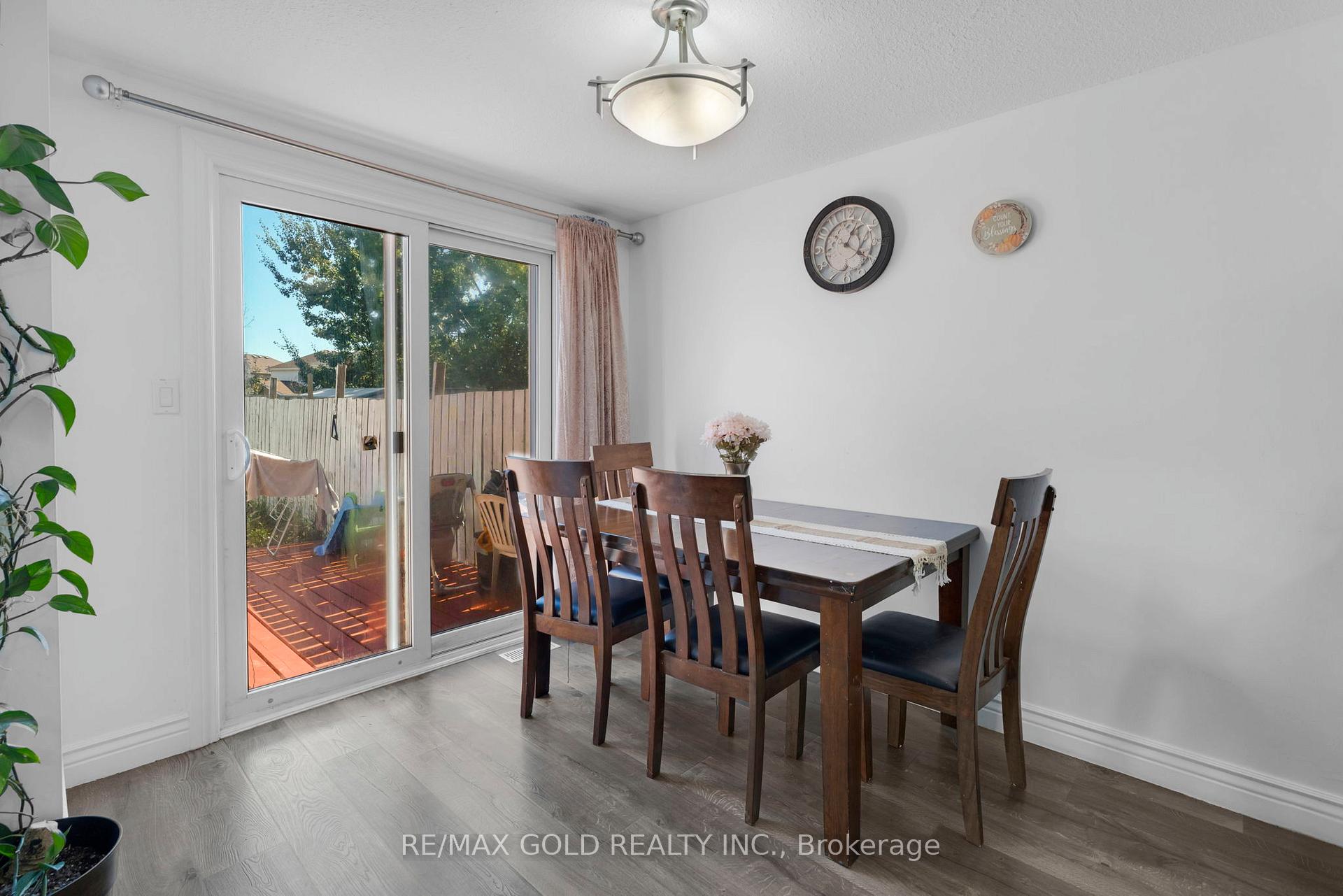 Photo 11 of 46 Activa Avenue, Kitchener, Larentian West — HOMEH