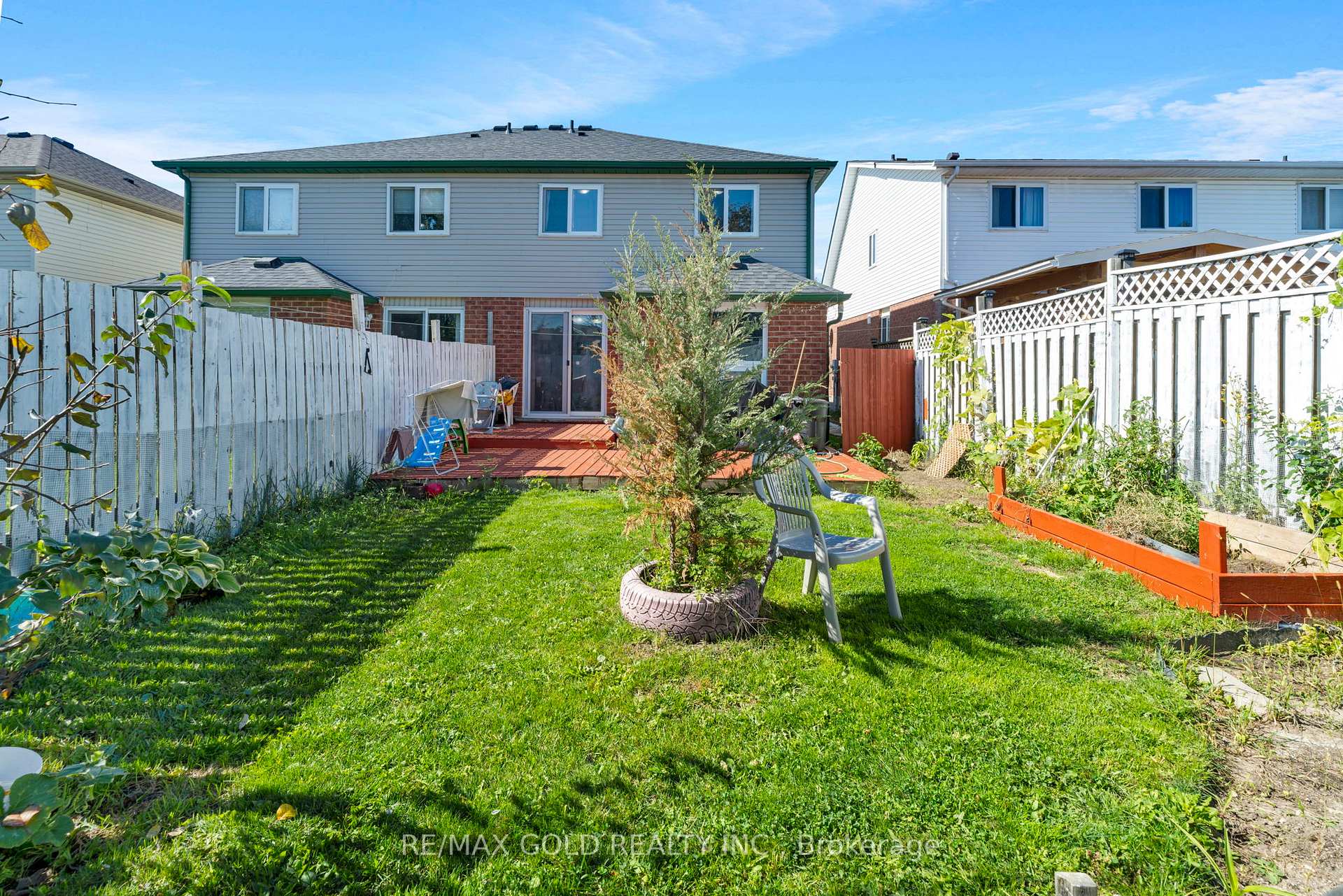Photo 25 of 46 Activa Avenue, Kitchener, Larentian West — HOMEH