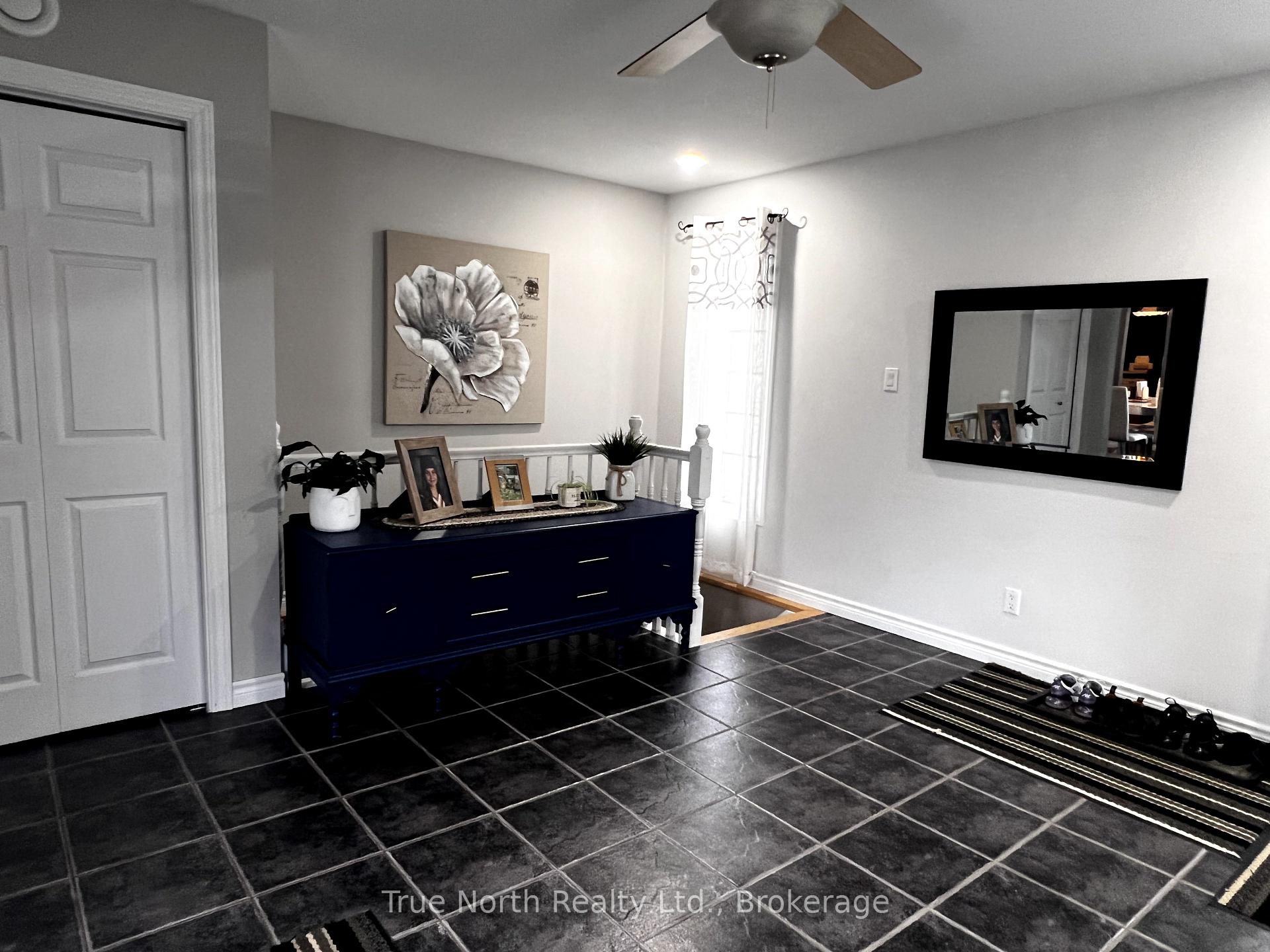 Photo 2 of 18 Victoria Street, Kapuskasing — HOMEH