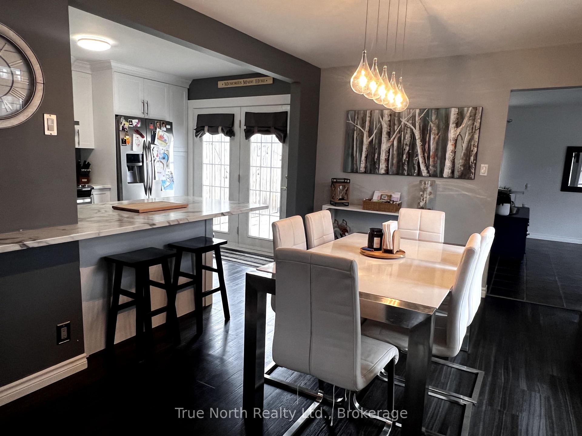 Photo 6 of 18 Victoria Street, Kapuskasing — HOMEH